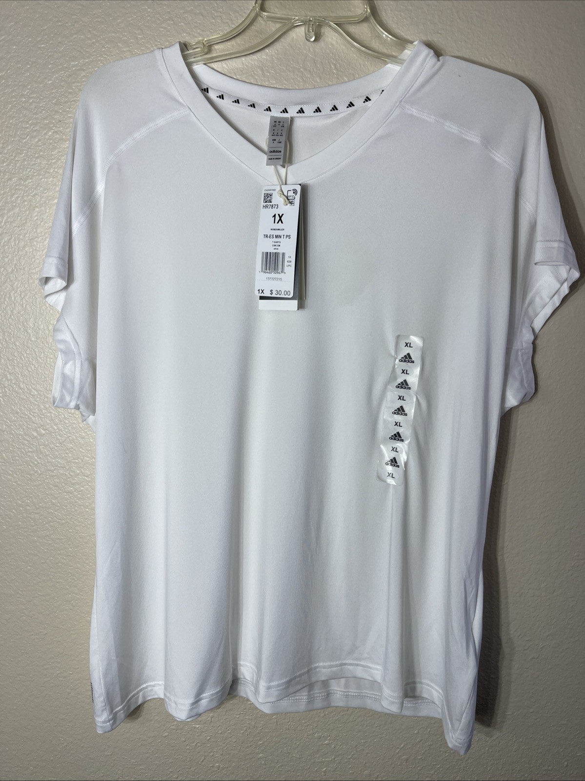 Adidas TR-ES MIN T-Shirt Size 1X Woman’s White