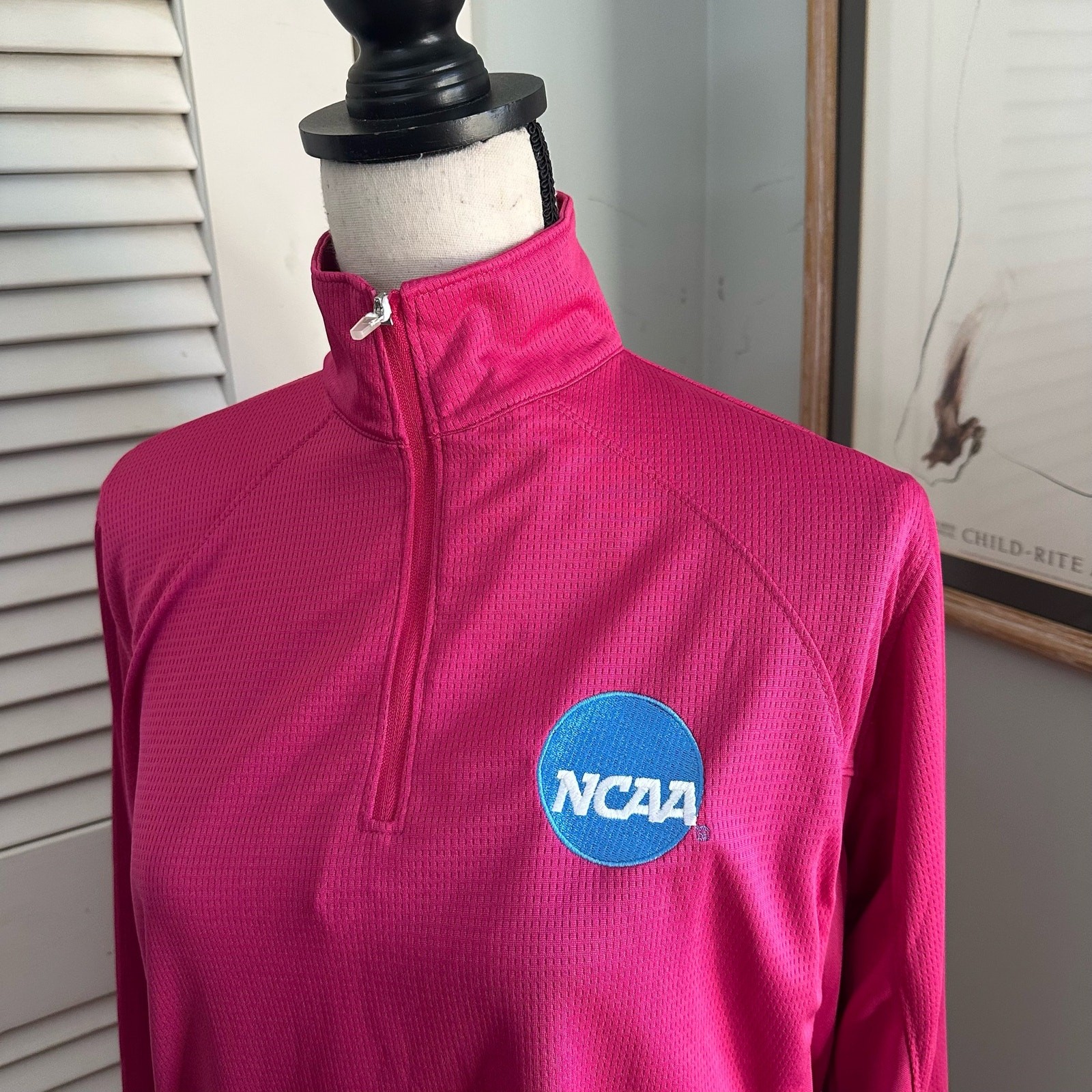NCAA 1/4 Zip Womens Large Pink Pullover Performance Long Sleeve Athleisure Golf