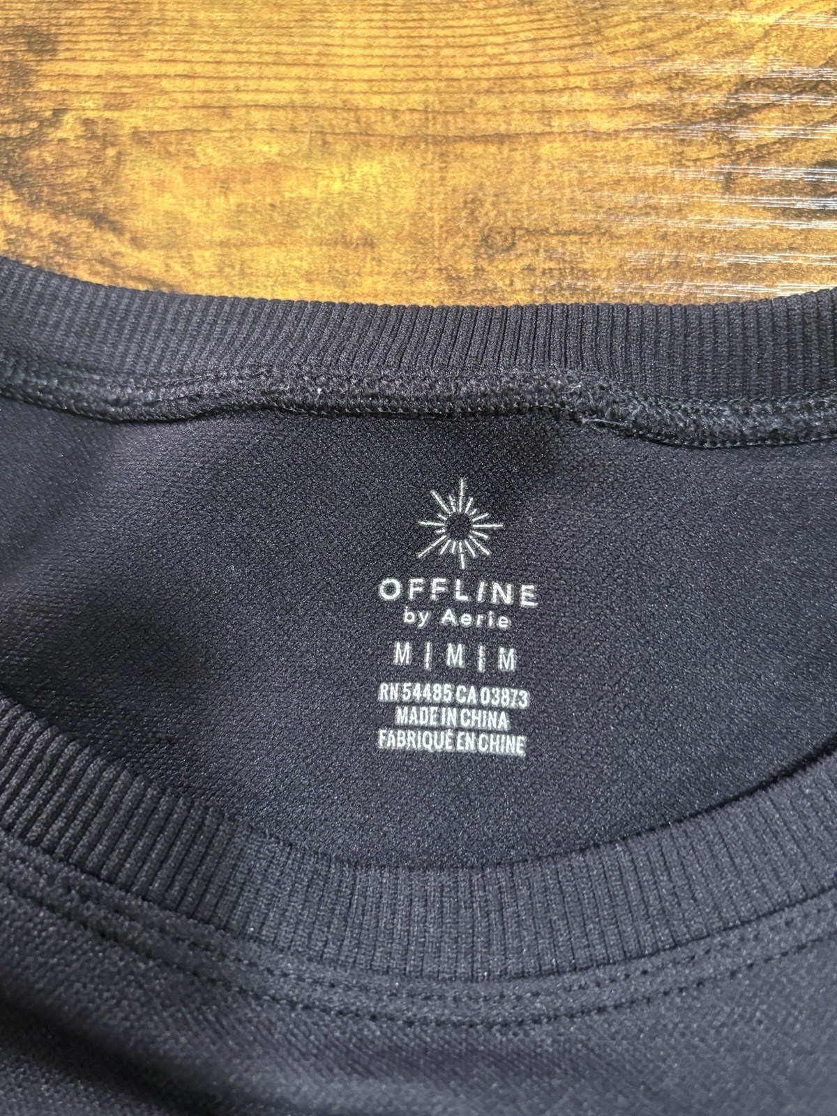Cropped Compression Top Offline By Aerie Size Med Black Long Sleeve Soft