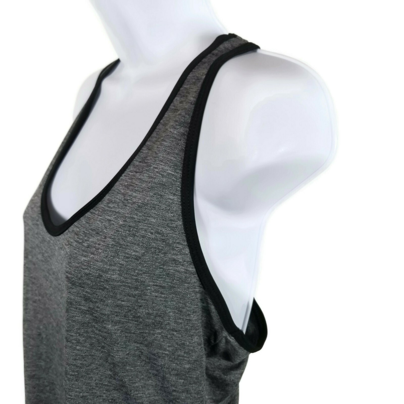 Old Navy Active Semi-Fitted Racerback Tank Top Womens M Gray Black