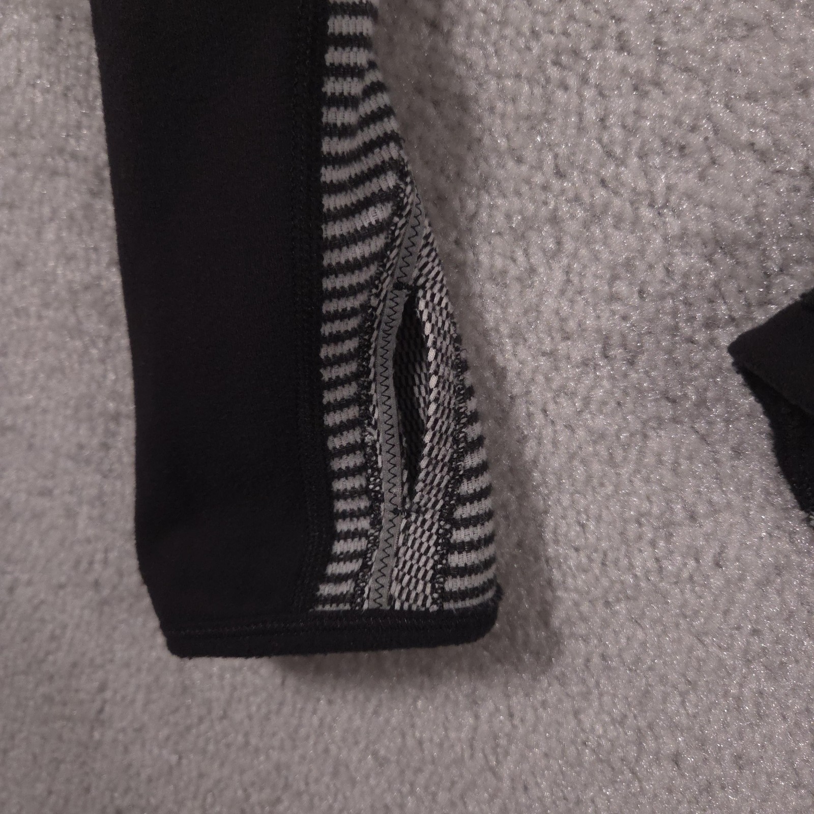 Lululemon Pullover Womens Small Gray Black Striped 1/4 Zip Long Sleeve Running