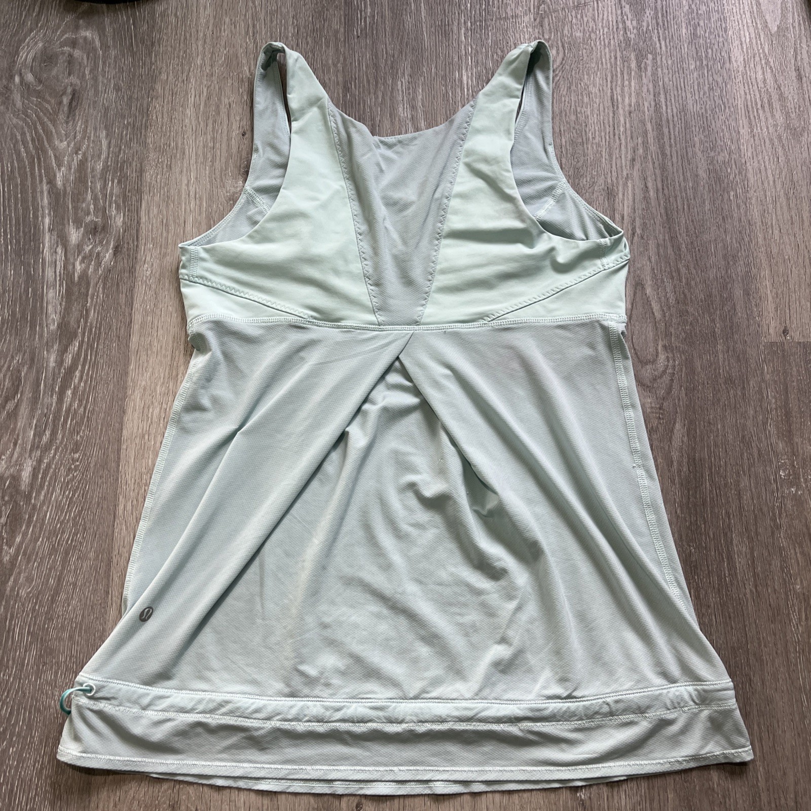 Lululemon Back Pleat Drawstring Muscle Tank Top PALE TURQUOISE BLUE 8 MEDIUM