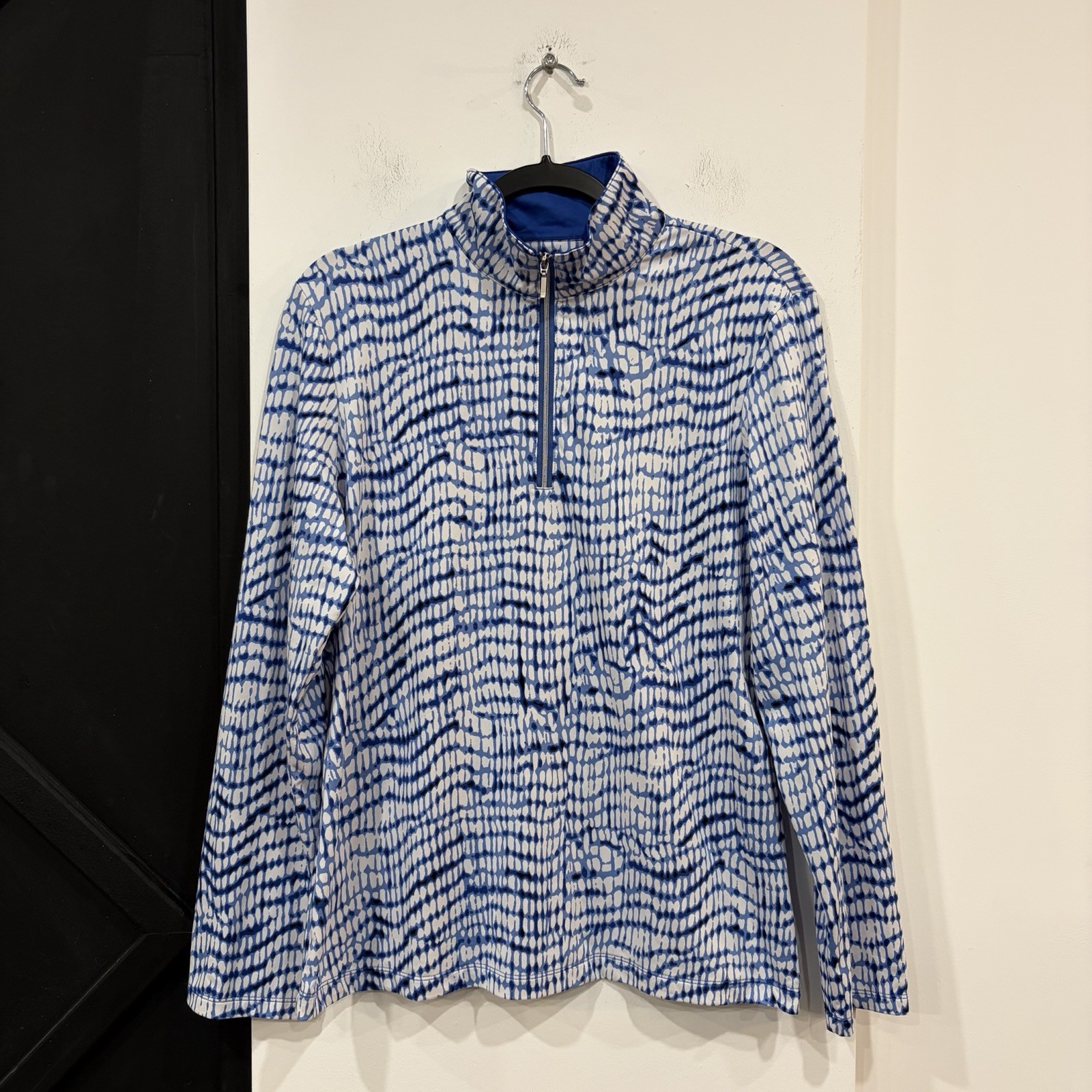 Tail White Label Women’s Abstract Longsleeve Quarter Zip Large Tennis Golf