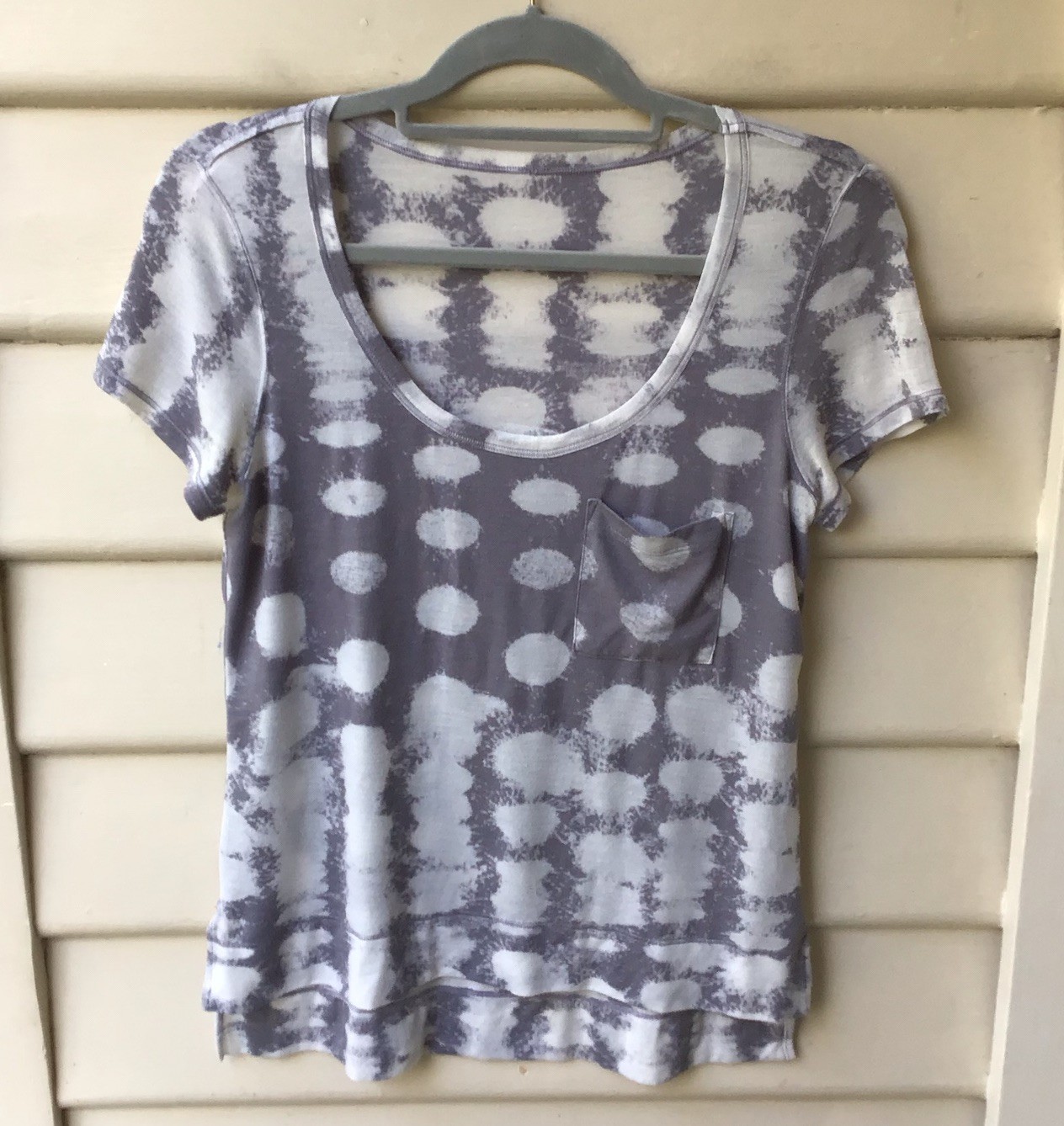 LULULEMON Top Grey Abstract Dot Print Est Sz CA/US 4 AU 8 XS Pocket Logo As New