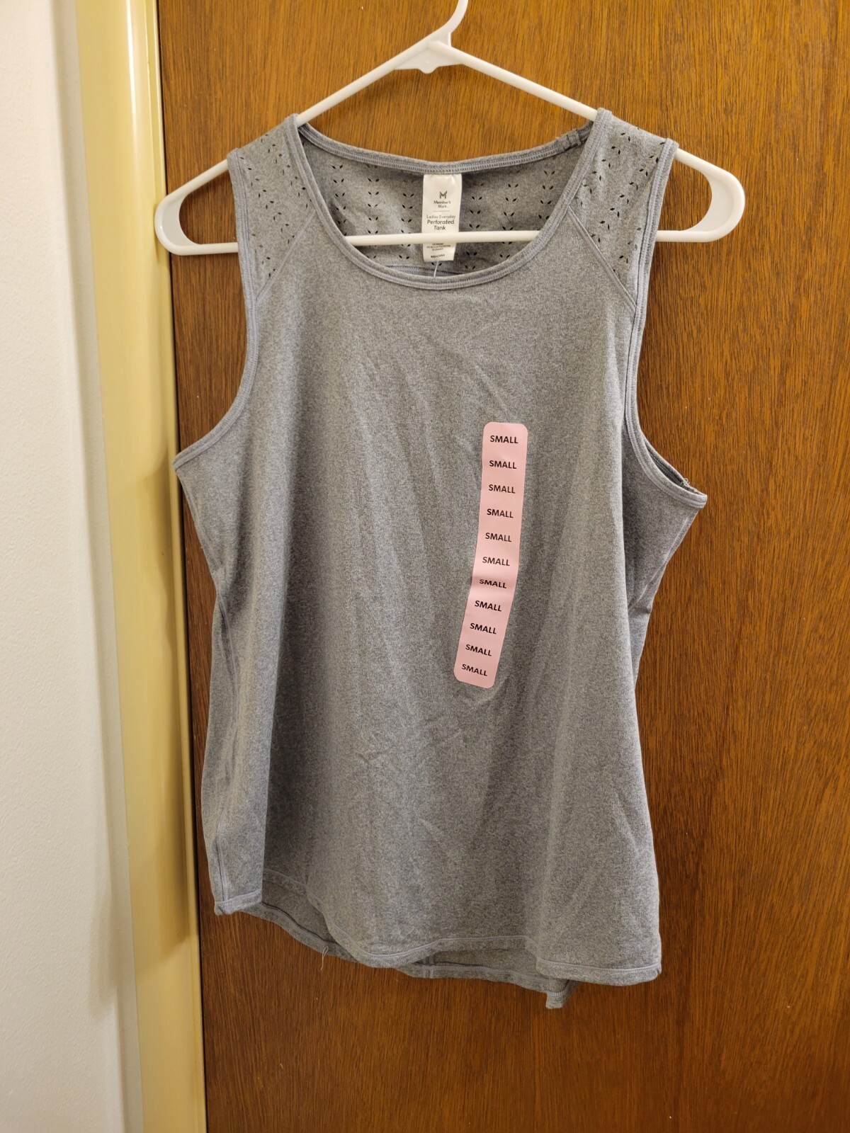 Member’s Mark Ladies Small Everyday Curved Hem Perforated Active Tank S Nwt Gym