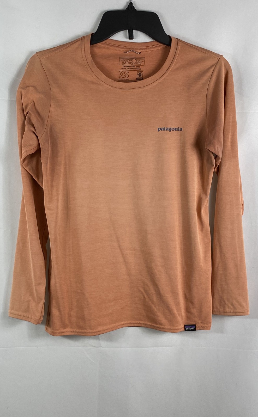 Patagonia Women’s Capilene Cool Daily Graphic Long Sleeve Shirt Peach Size XS
