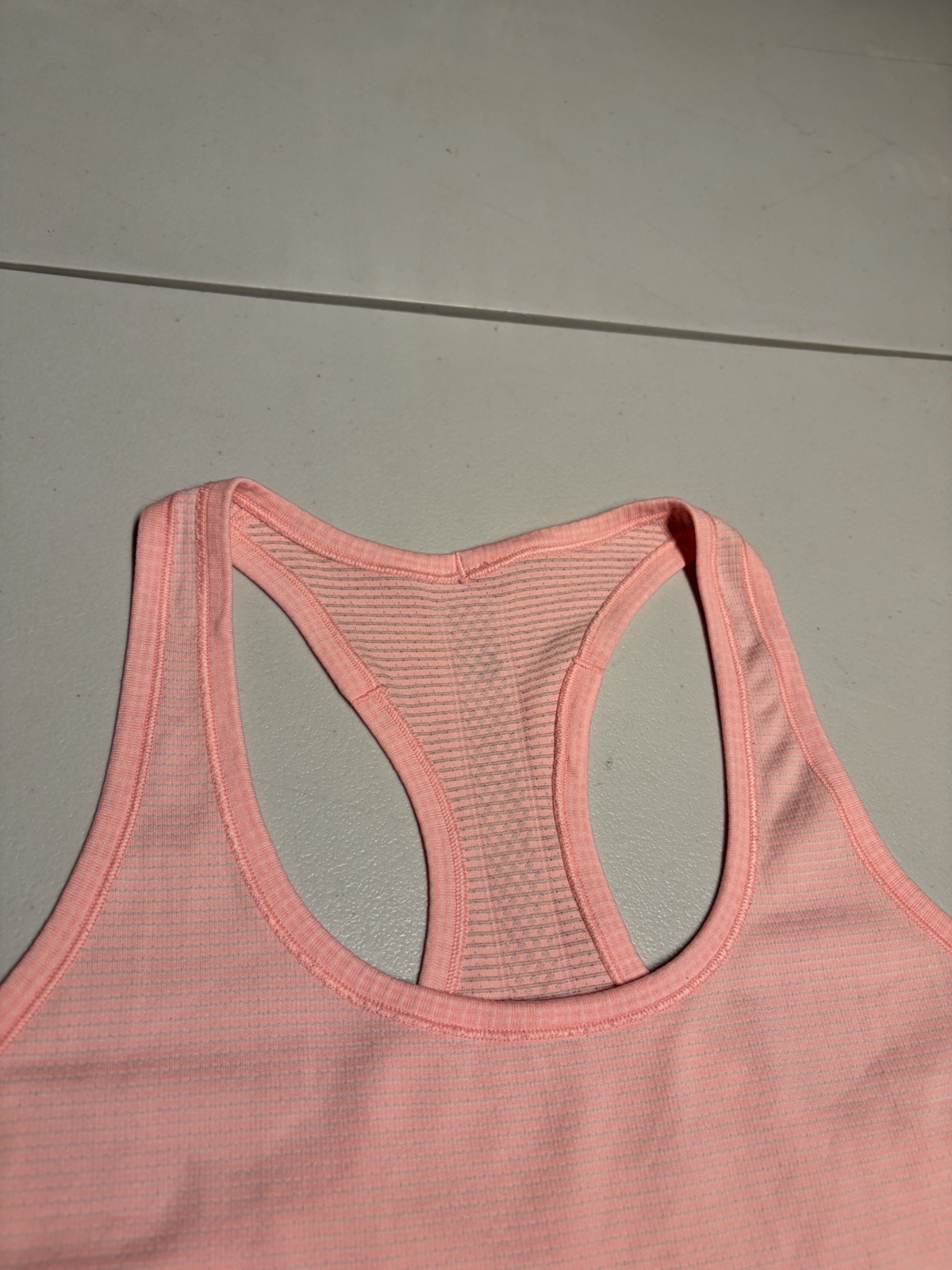 Lululemon Top Women’s 10 Pink Tank Run Swiftly Vent Shirt Gym Yoga Sport