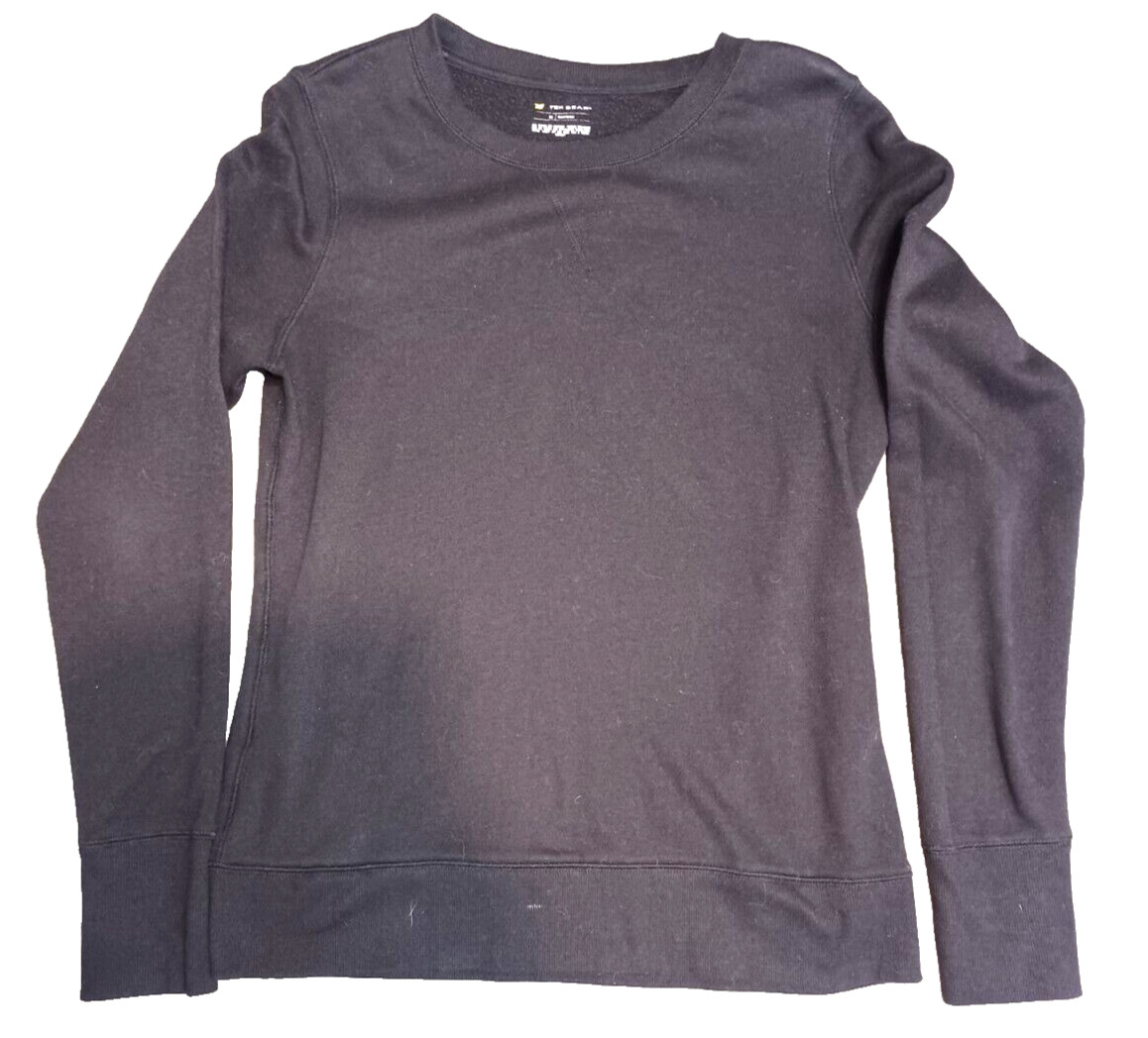 TEK GEAR Womans Top, Black Sz MEDIUM, fall/winter wear, SM stain on front bottom