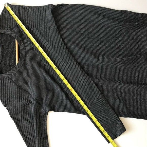 Lululemon Swiftly Tech Speed Shine Black Long Sleeve Running Top Thumbholes 10