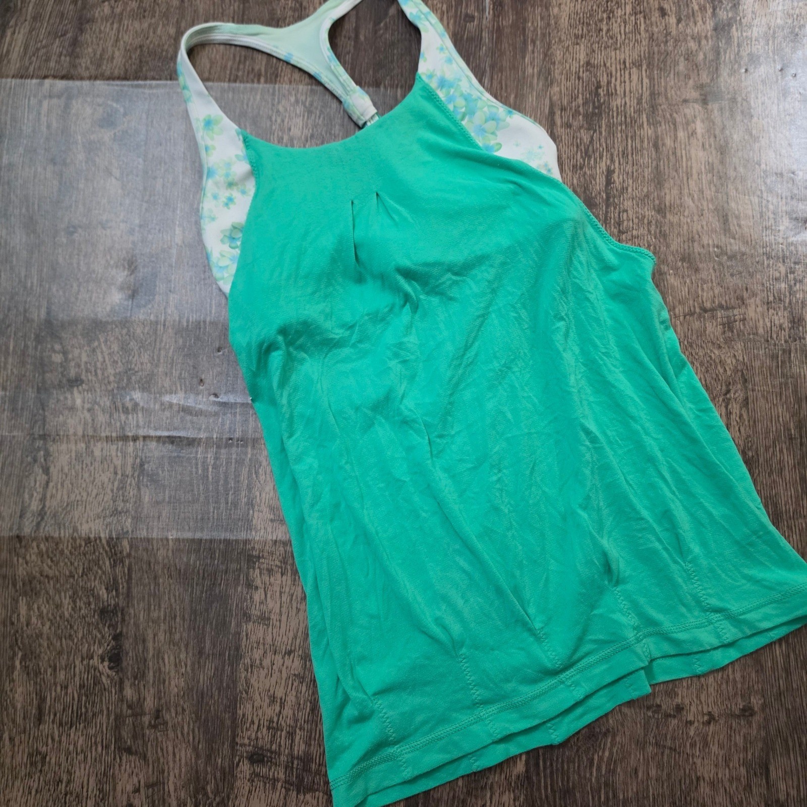 LULULEMON Tank Top Women 4 Green Built-In Bra Floral Racerback Yoga Gym