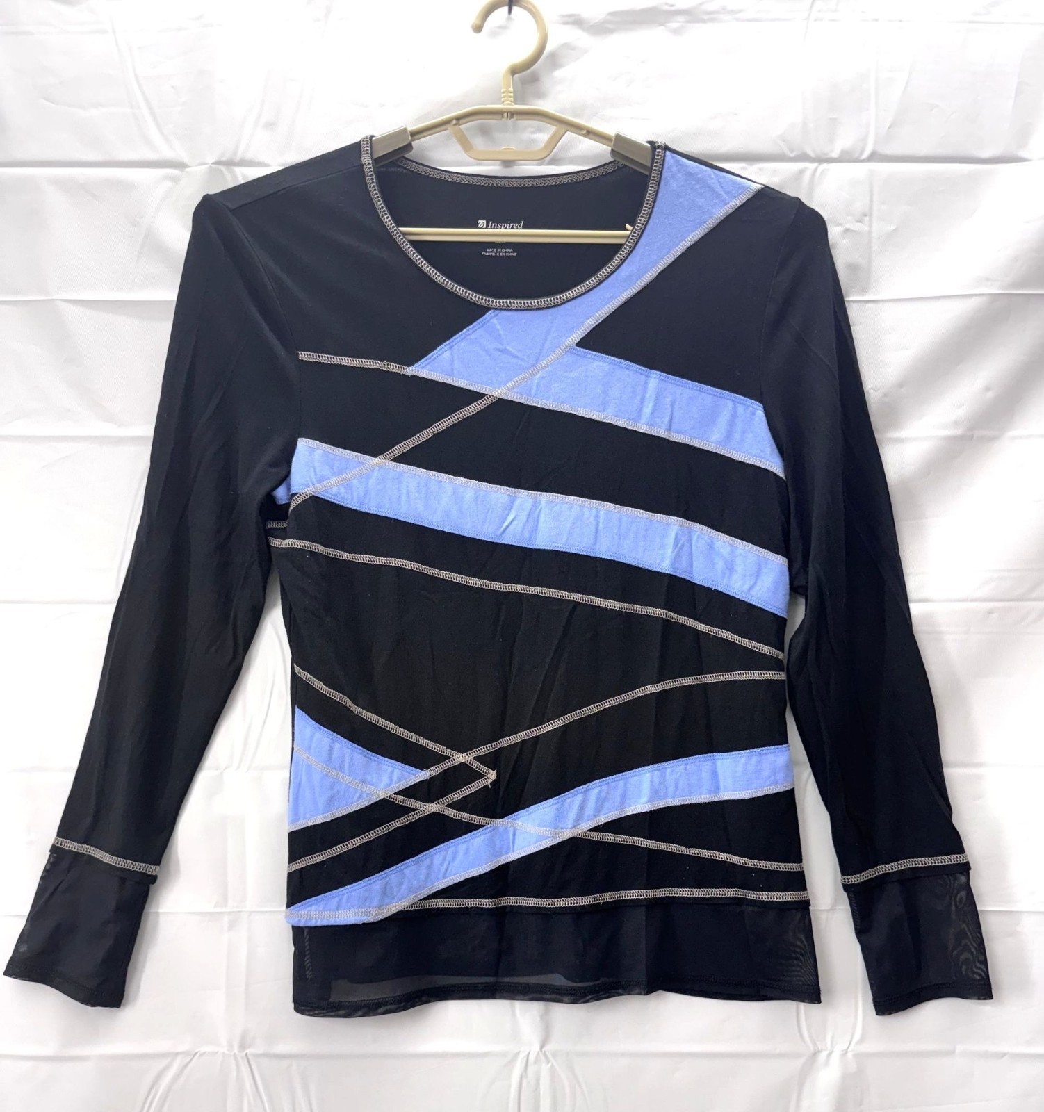 Inspired Style Athletic Top Women’s Medium Long Sleeve Sheer Mesh Trim