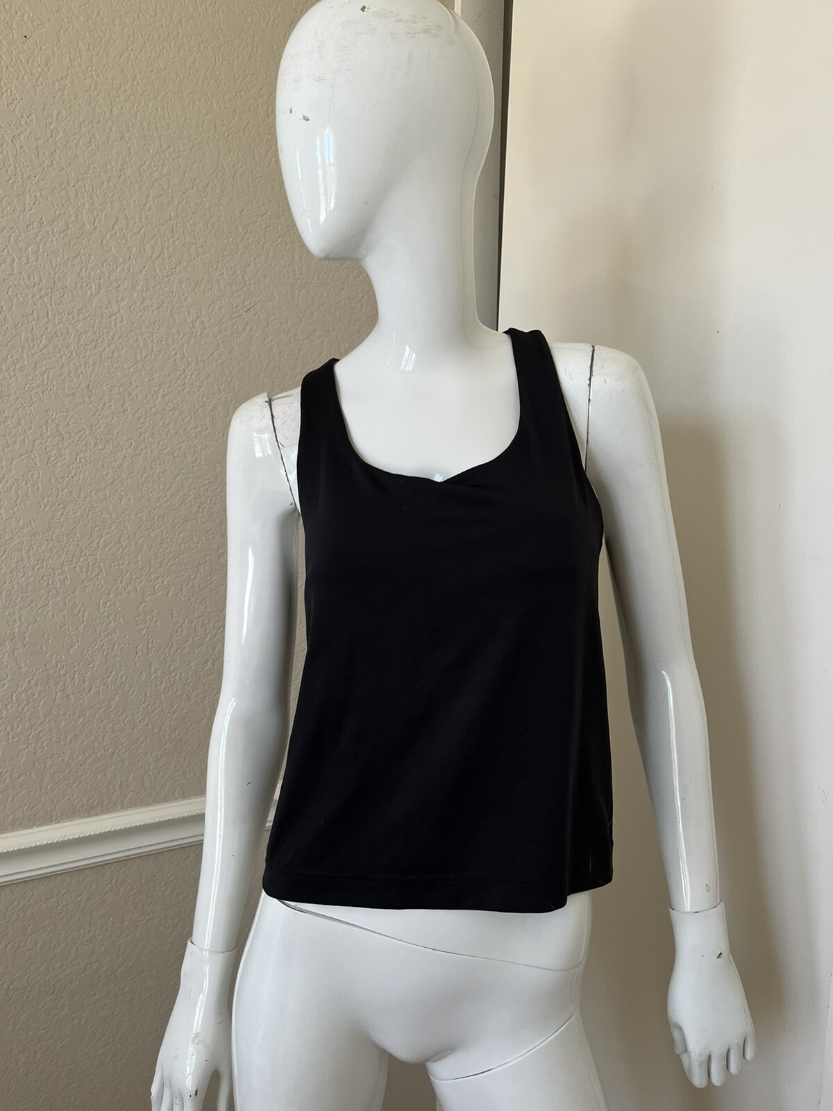 ATHLETA Black Stretch Nylon Racerback Fitness Tank Top w/ Inner Hook Bra Sz 34D