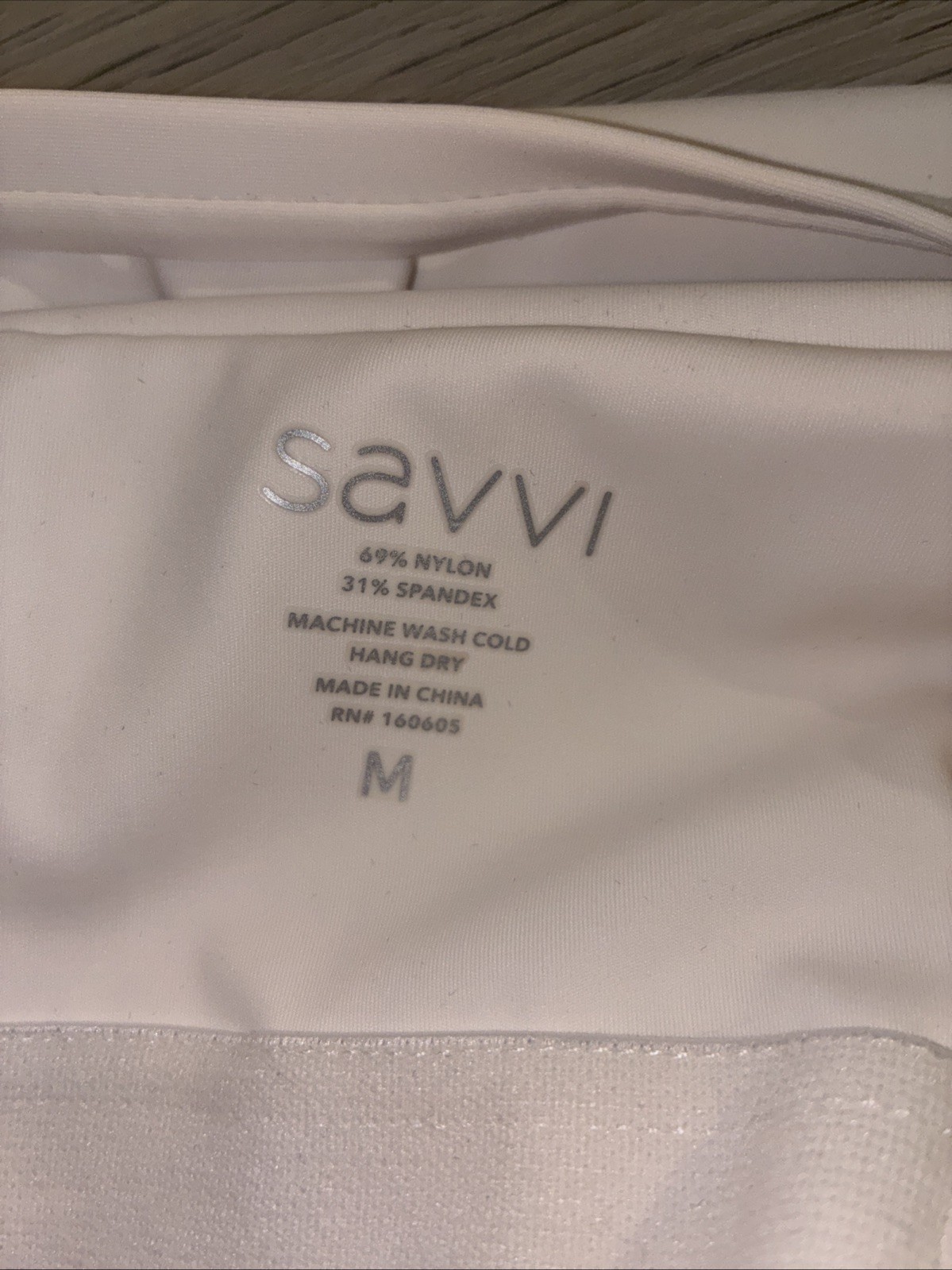 Savvi White Medium Performance Seamless Bra Top Perfect Condition