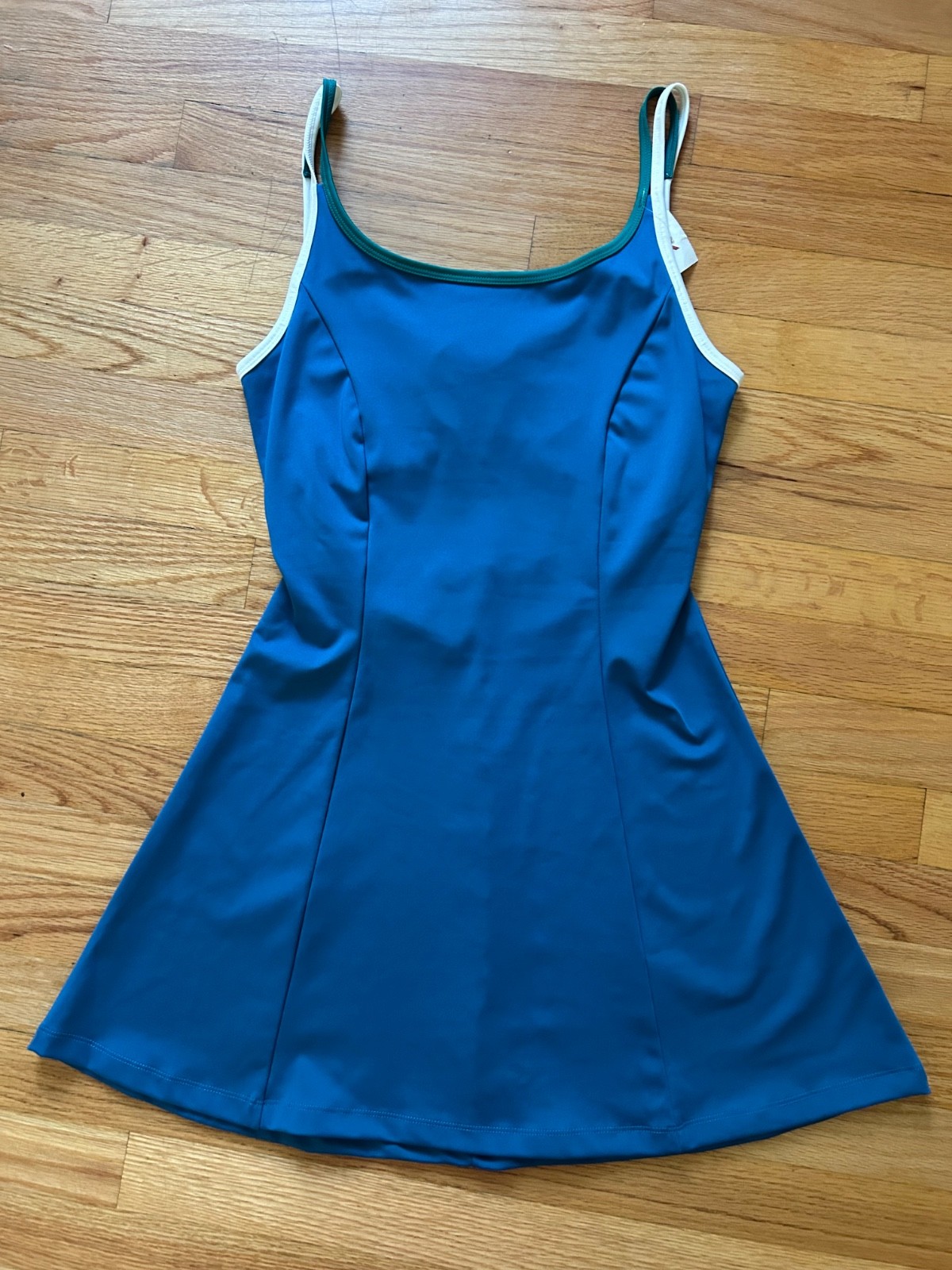 SINCERELY JULES CROSSOVER BACK ACTIVE DRESS BLUE SIZE M PICKLEBALL TENNIS CASUAL