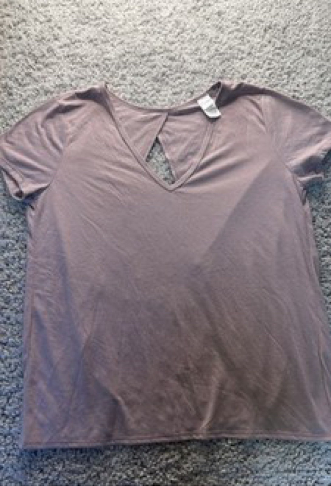 Victoria Sport Womens Large lavender Open Back Short Sleeve V-Neck shirt