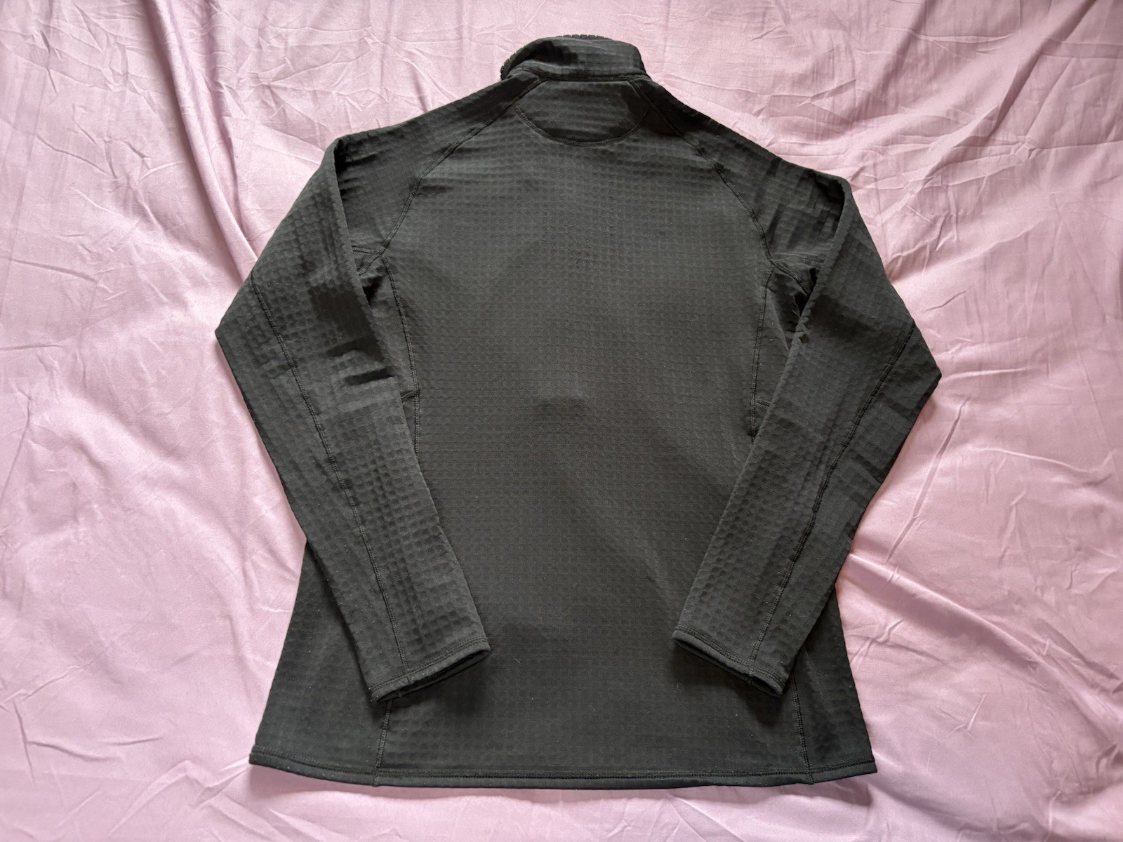 Patagonia Regulator R1 1/2 Zip Pullover Womens Small Black Power Grid Polartec