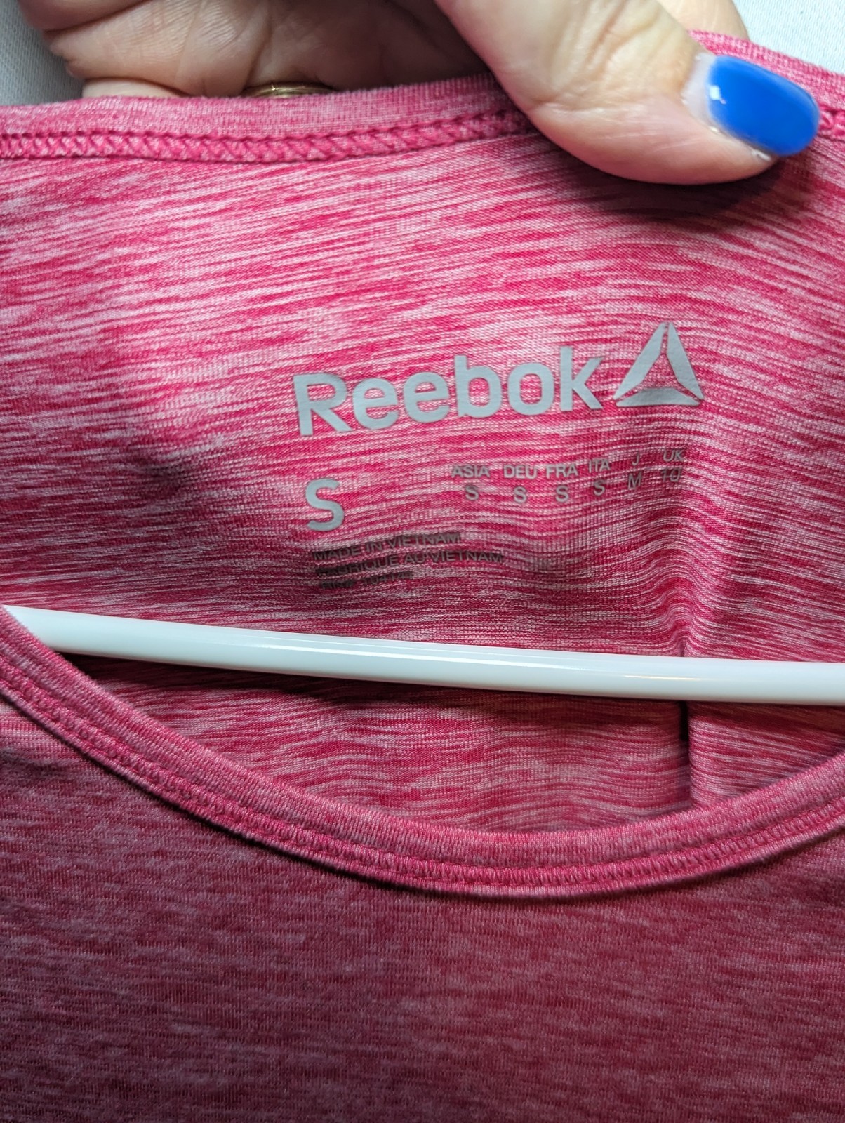Reebok Polyester Stretch Pink Long Sleeve Round Neck Top Womens Small RN104141
