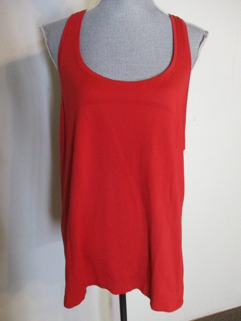 Lululemon Swiftly Tech Racerback 2.0 Tank Top in True Red Size 16