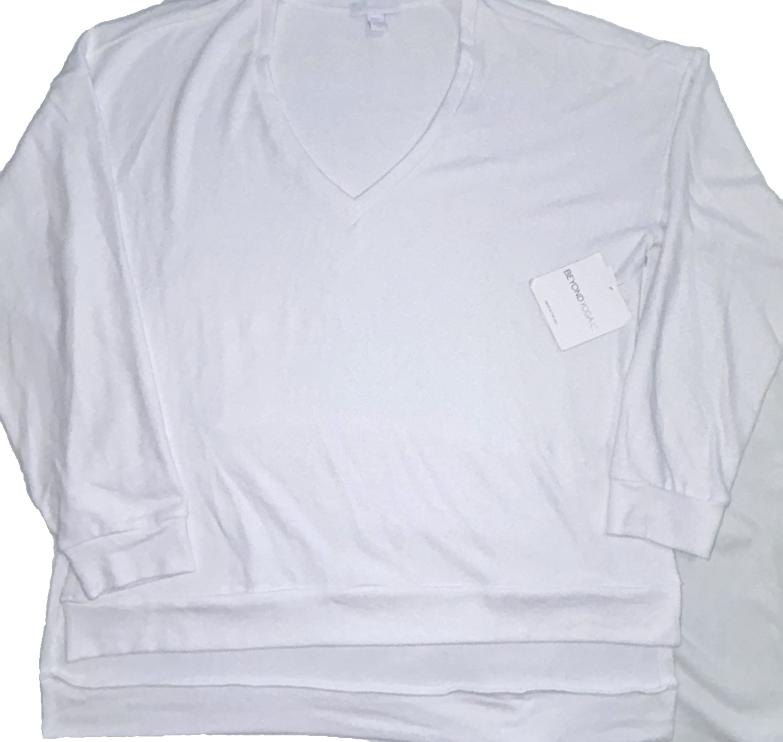 NWT💎BEYOND YOGA💎MEDIUM 💎LONG WEEKEND LOUNGE PULLOVER💎OVERSIZED💎WHITE💎