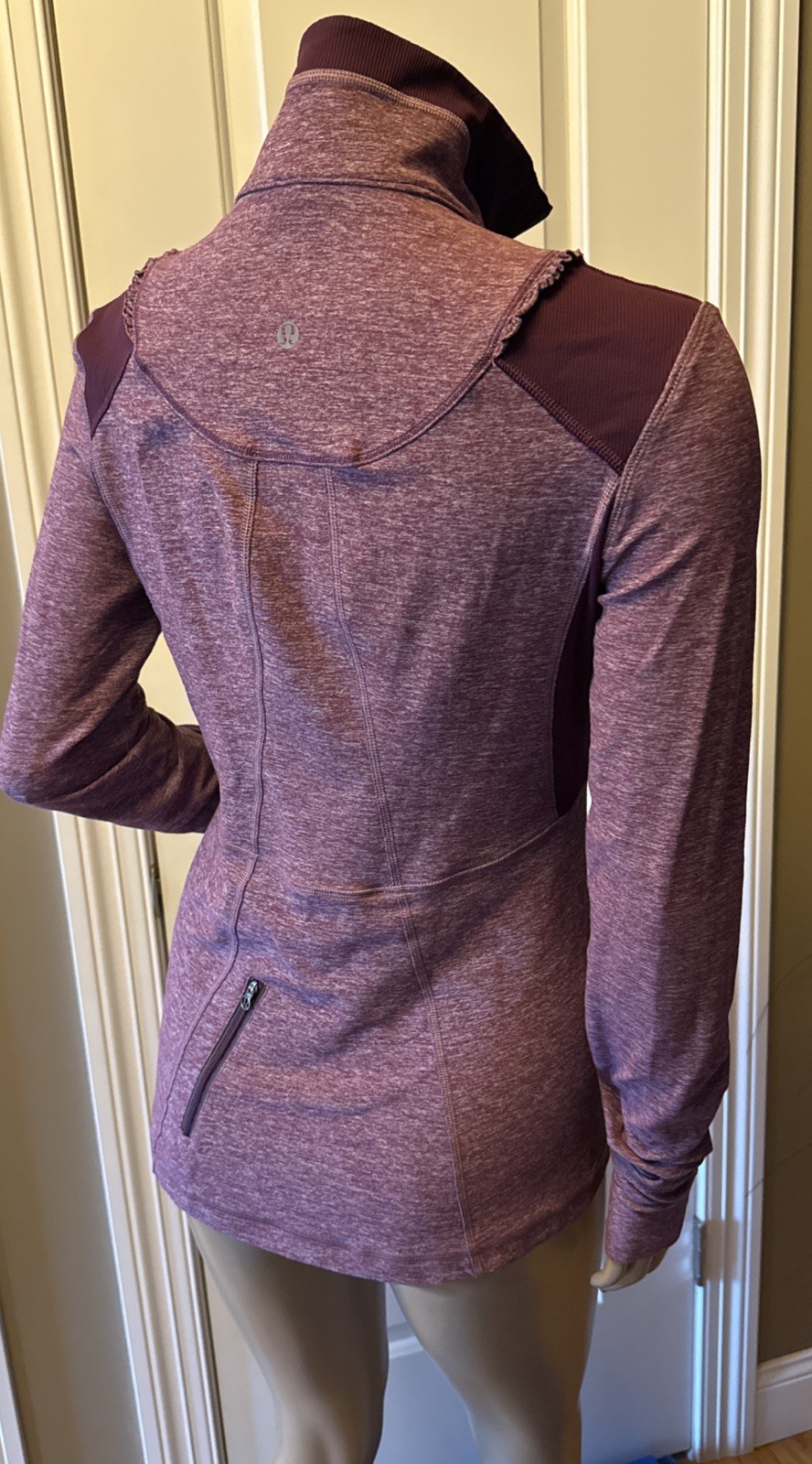 LULULEMON Run Your Heart Out Pullover Half Zip Women’s Size 6 Multicolor
