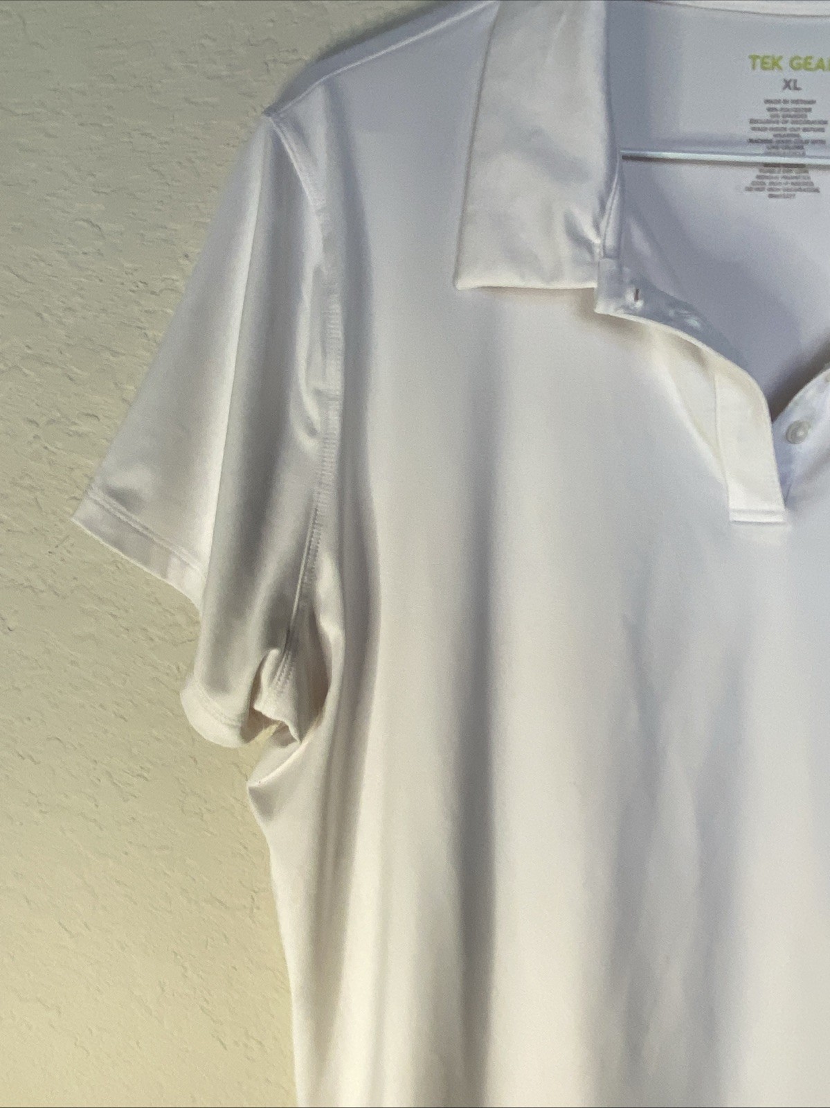 Tek Gear Women’s Plus Size XL White Polo golf shirt Short Sleeve Poly Blend EUC