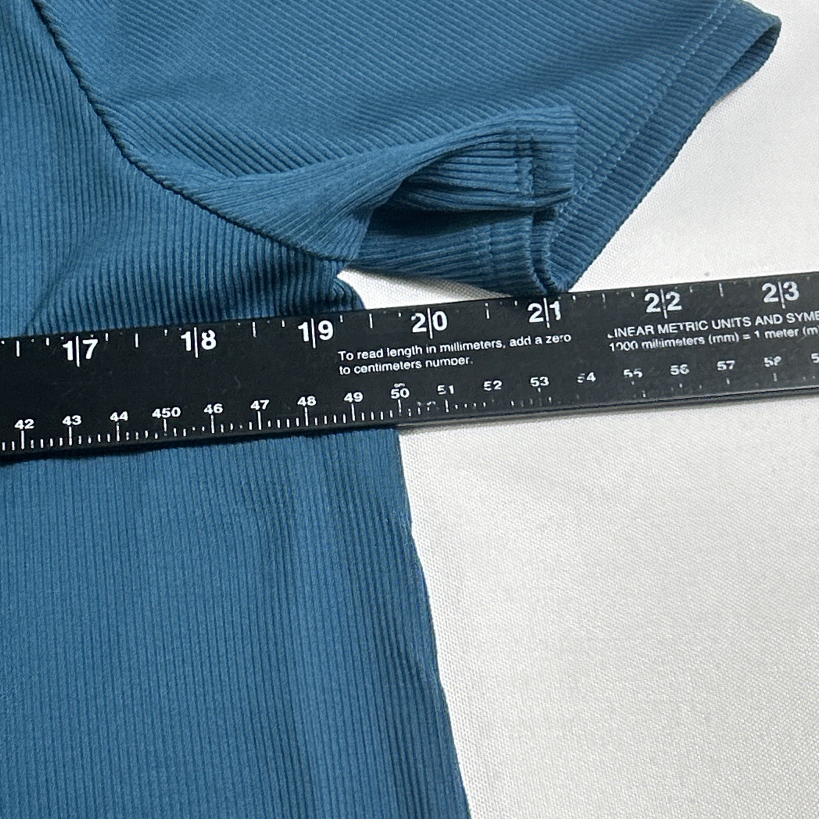 Skechers Ribbed T-Shirt Women Large Blue Short Sleeve Stretch Curved Hem Tee