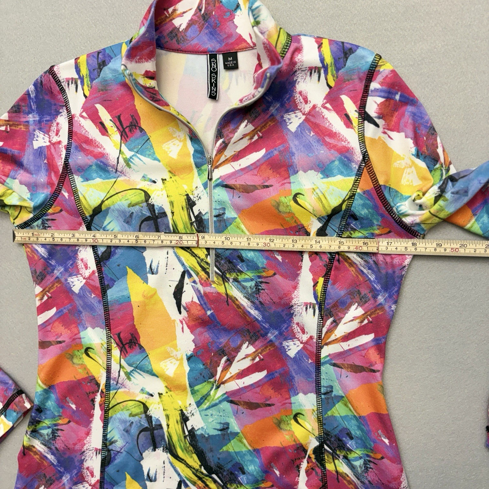SNO SKINS 1/4 Zip Microfiber Pullover Top Paper Mache Pink Purple White Green M