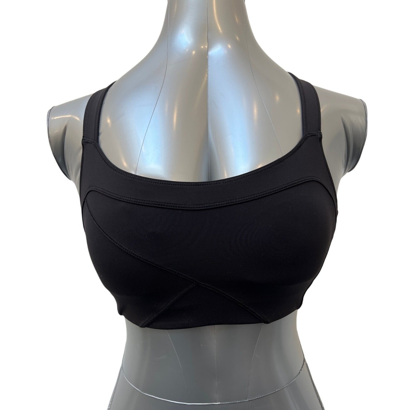 Lululemon Cross Strap Sports Bra Womens Size 6 Black Gym Yoga Activewear Workout