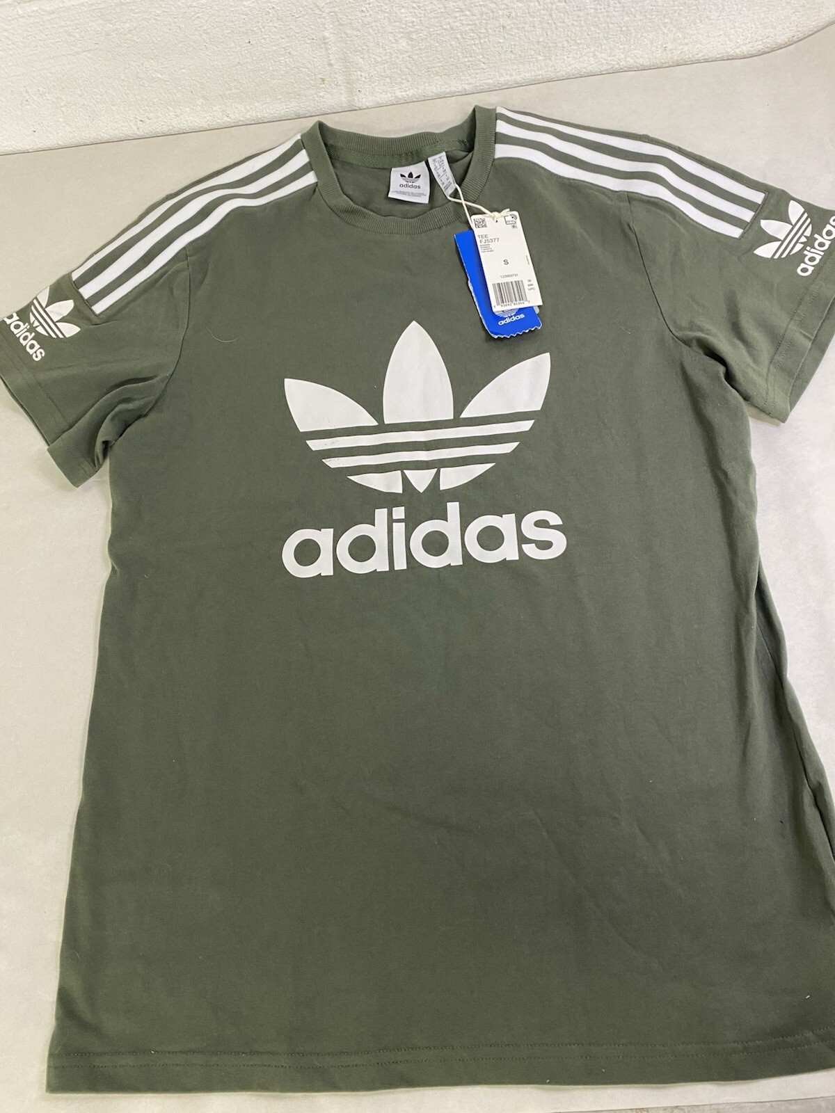 Adidas Classic Logo Small Tshirt T Shirt NWT Cambodia TEE FJ5377 Green