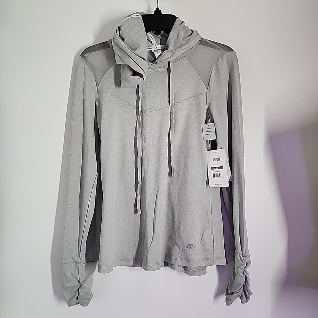 NEW Size Small marika ventilated Lightweight Hooded Hiking Walking Top Shirt