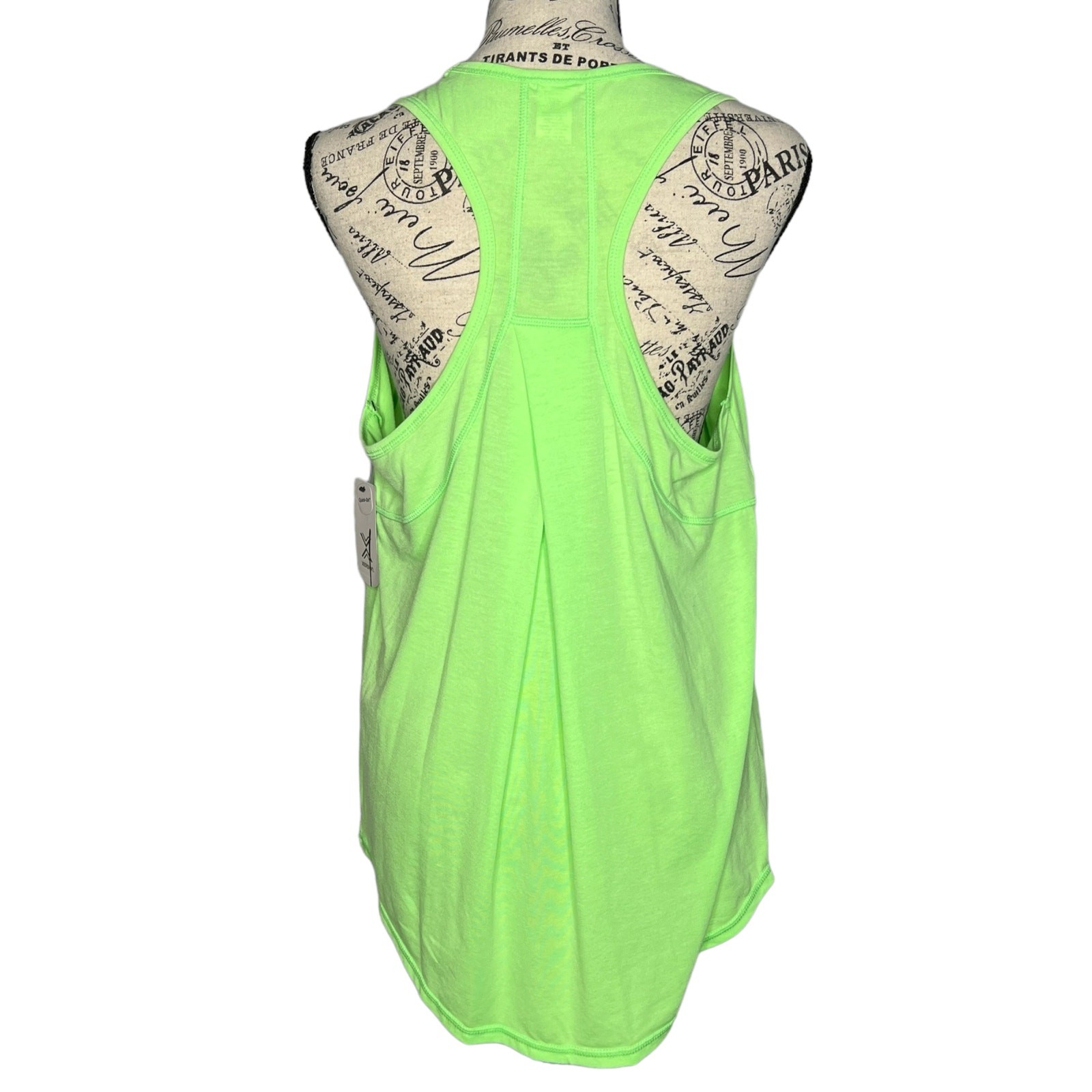 Xersion (M) Neon Stretch Quick-Dri Racerback Cross Pleat Back Athletic Tank Top
