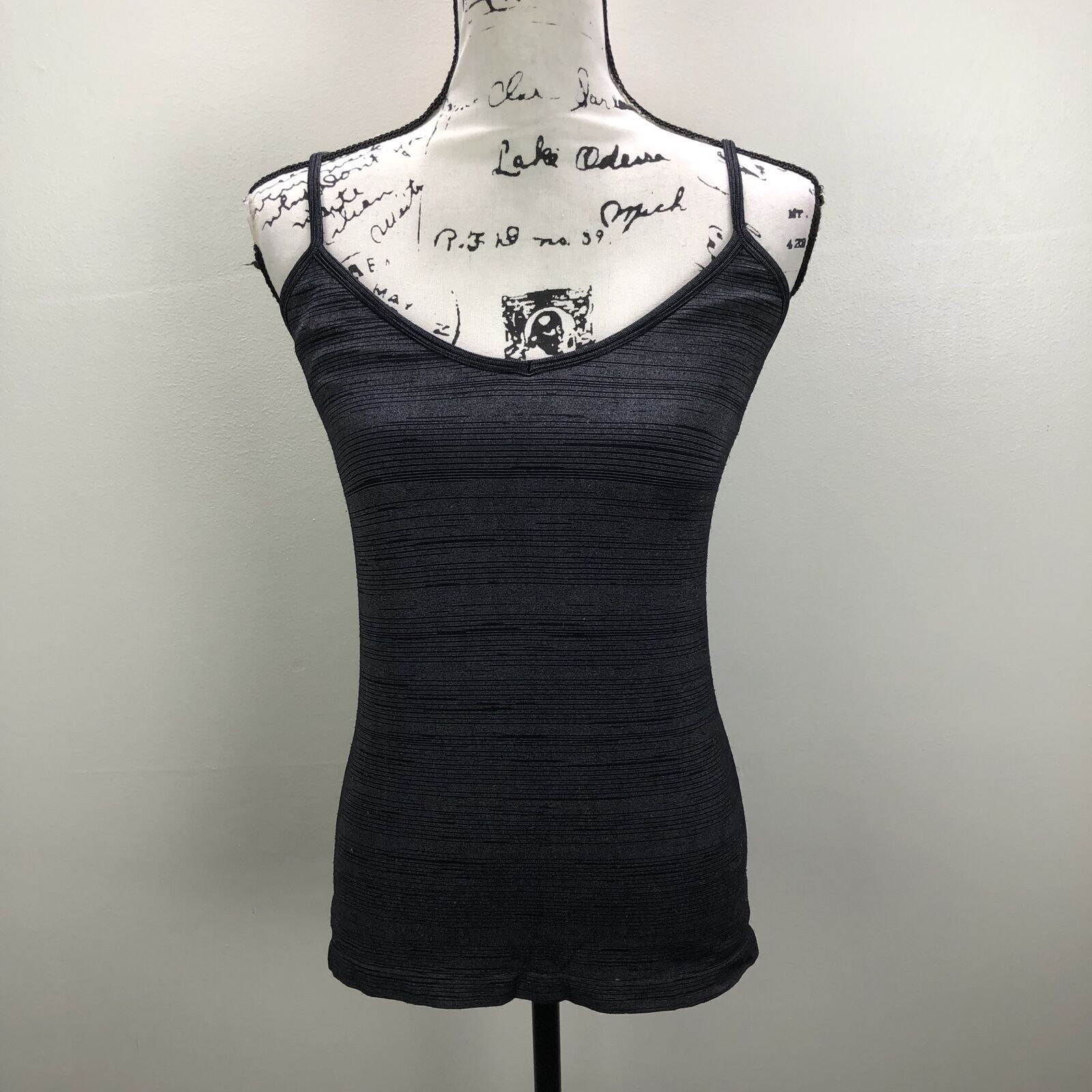 FABLETICS Spaghetti Straps Stretch Gray Activewear Tank Top Women’s Size Small