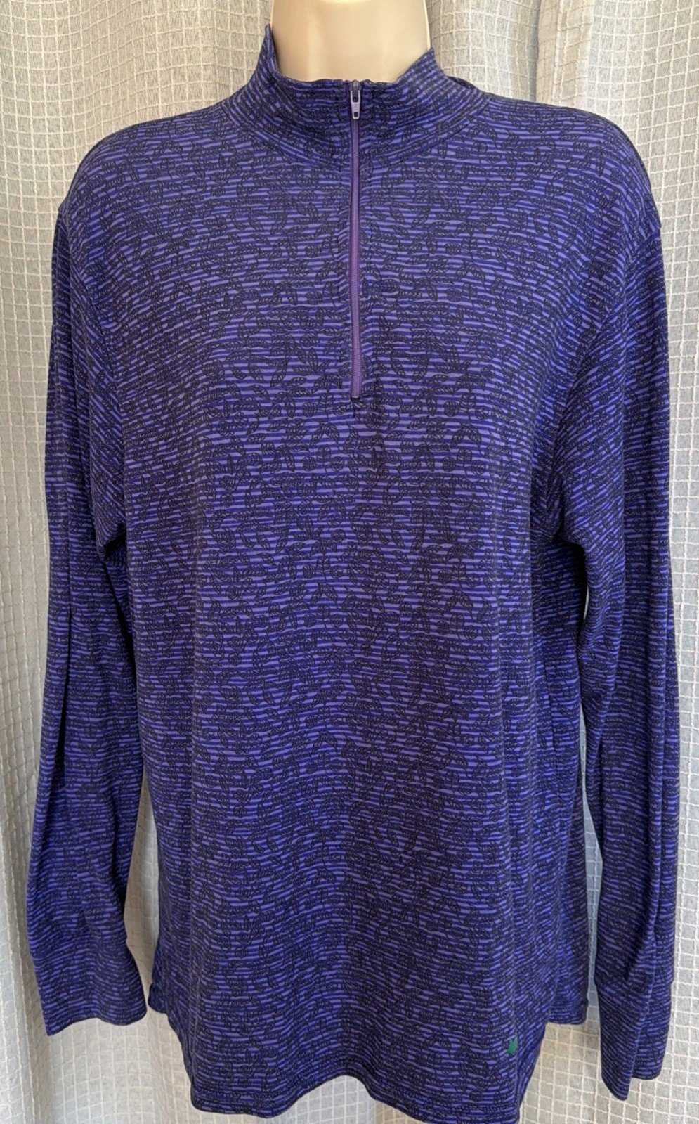 REI WOMEN’S purple long sleeve, quarter zip, poly blend knit shirt, Lge. VGC Hng