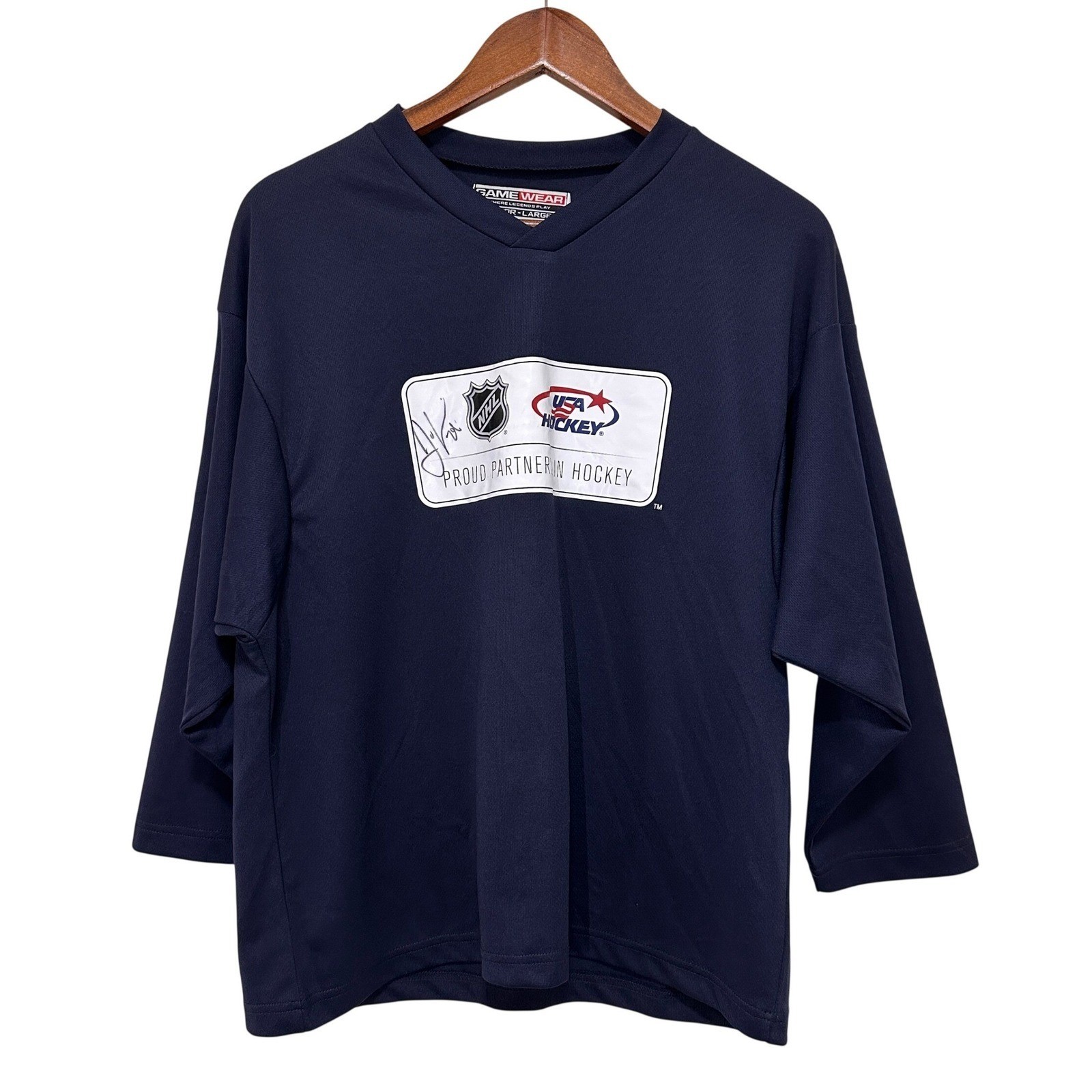 GameWear NHL USA Hockey Shirt Women Junior Large Navy Blue V-Neck Tee