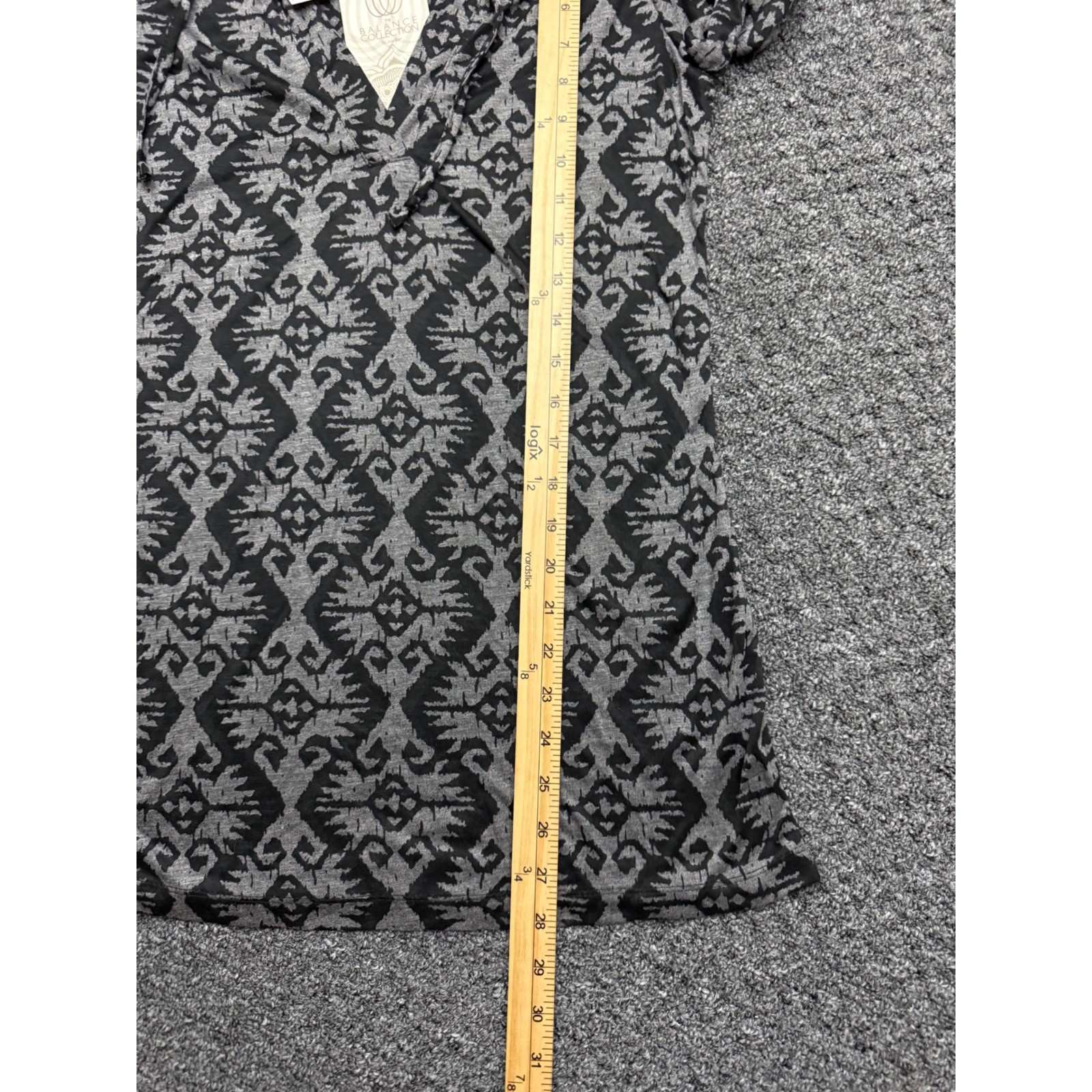 Balance Collection by Marika Womens Hooded Tunic Top Grey Black Ikat Print L NEW