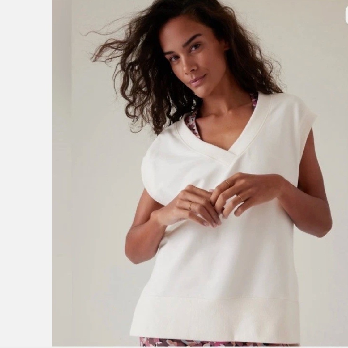 ATHLETA Retroterry V-Neck Sweatshirt Tee Ivory Cream Oversized Athleisure Large