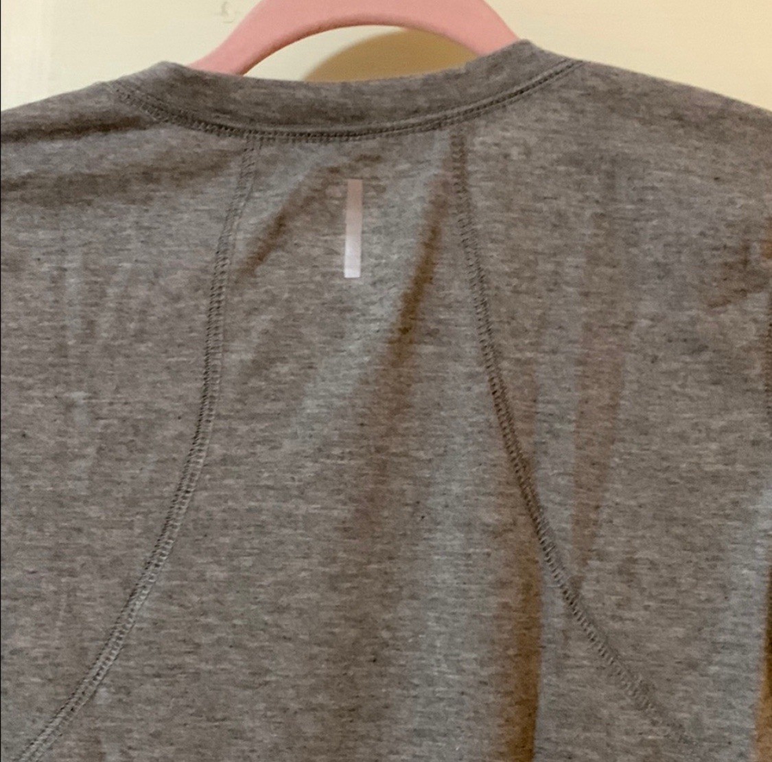 Danskin Now – Gray Fitted Short Sleeve Exercise Tee Women’s