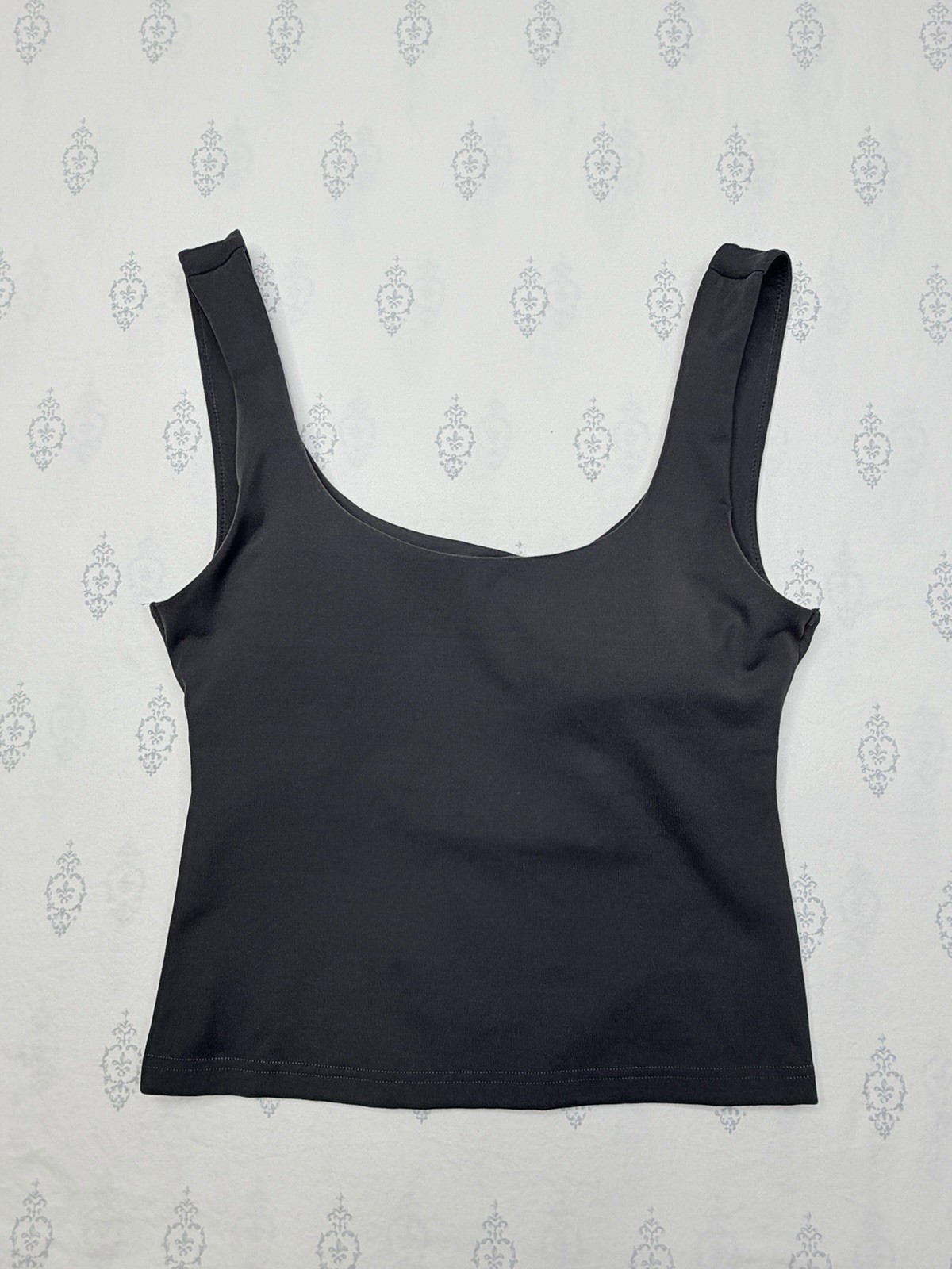 Fabletics Black Twist-Back Crossover Yoga Tank Top W/bra Sz Small? No Size Tag