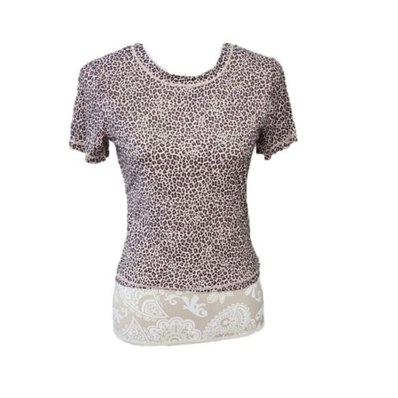 Fabletics Naked Feel Tee Dusty Rose Leopard Short Sleeve NWT Women’s Medium