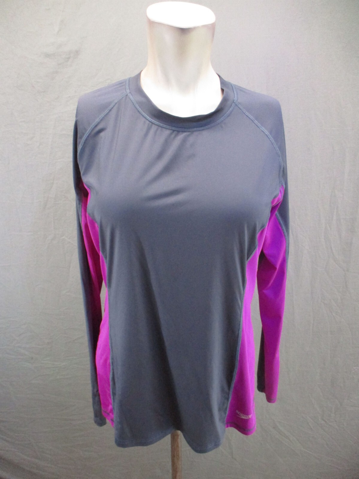 SPEEDO Size L Womens Gray Crew Neck Stretch Long Sleeve Fitted Athletic Top 094