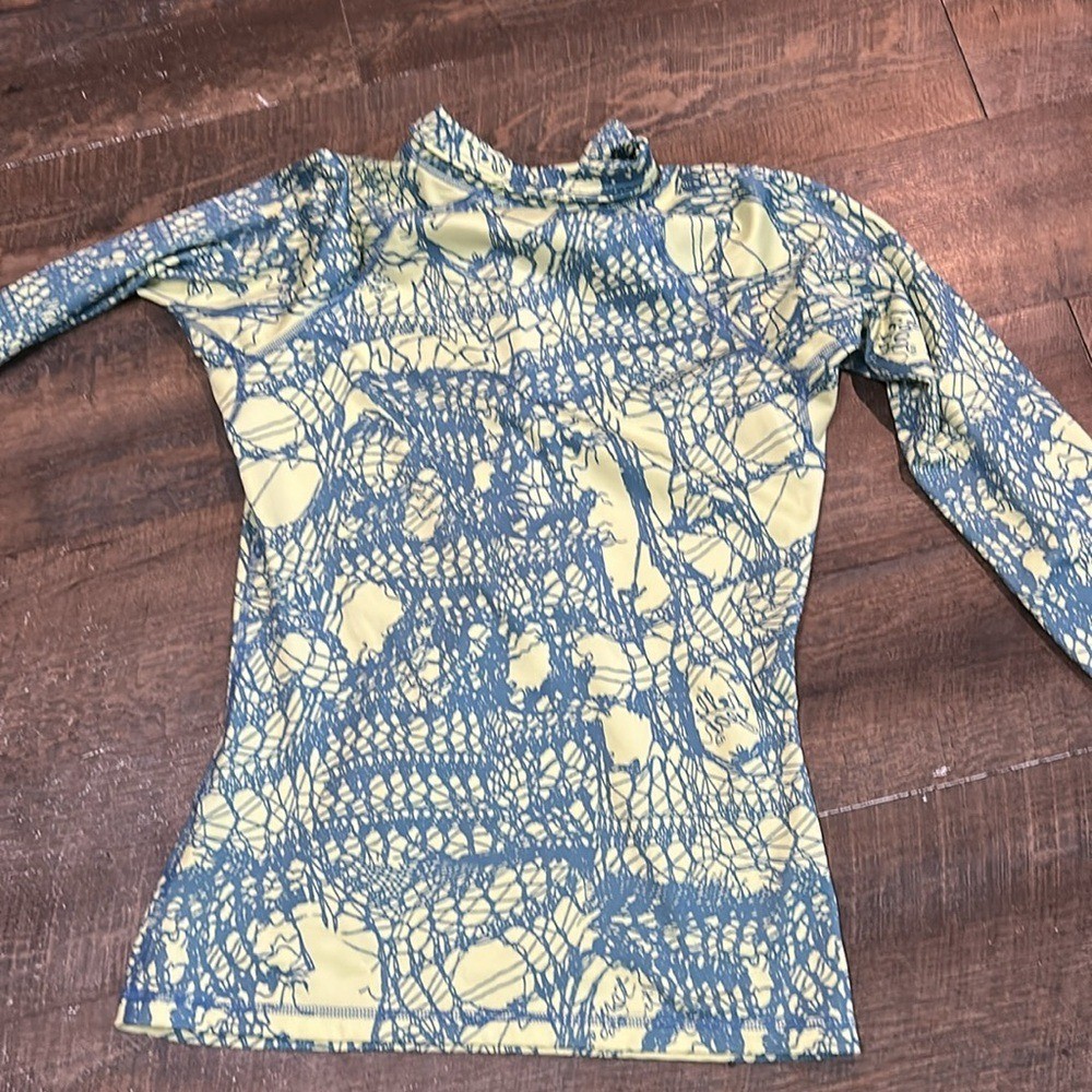 NIKE Pro Half Zip Pullover Womens Medium Yellow Blue Lace Hyperwarm Long Sleeve