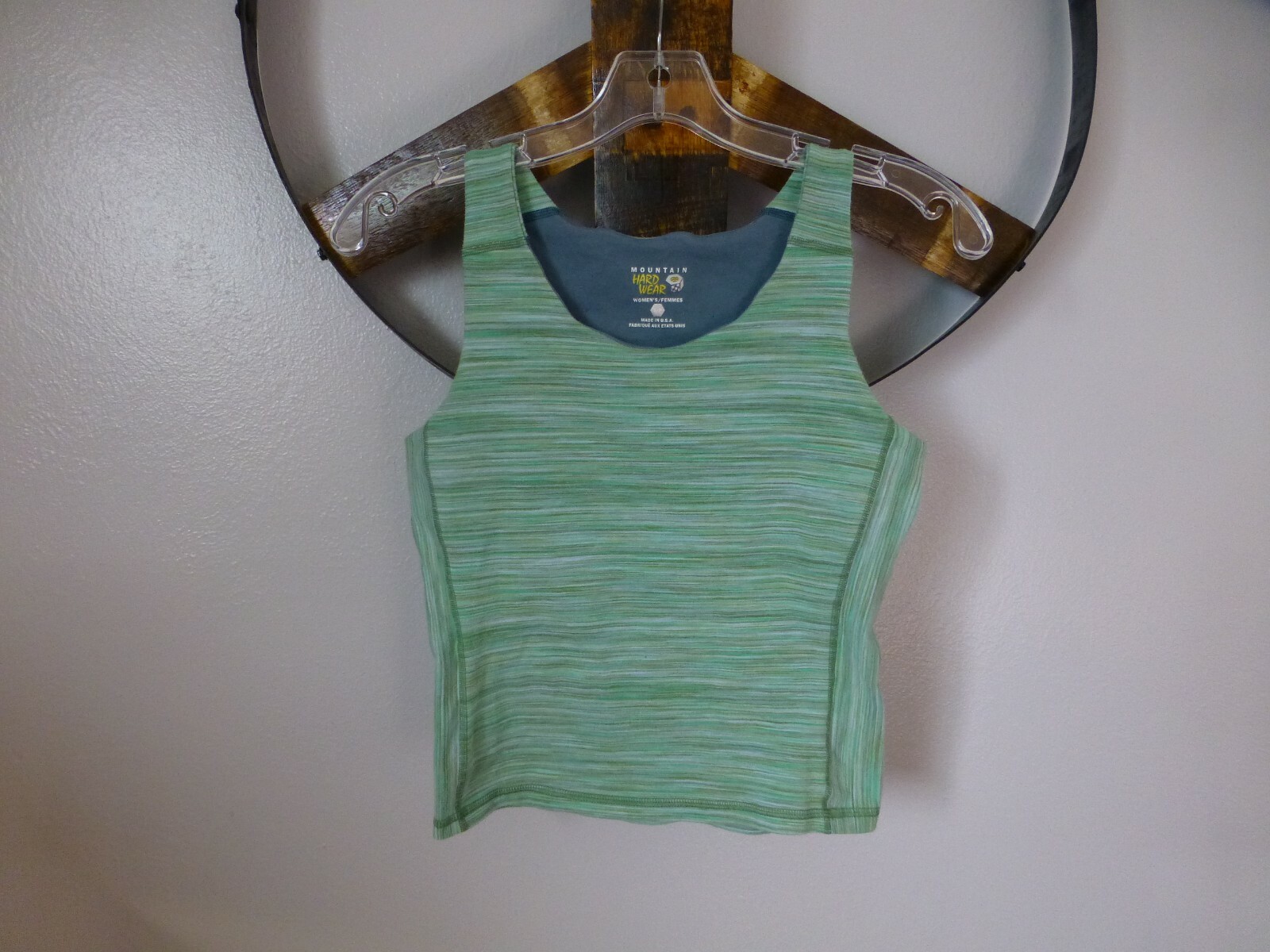 Mountain Hardwear Women’s Cropped Muscle Tank Size Small Heathered Green Nice!