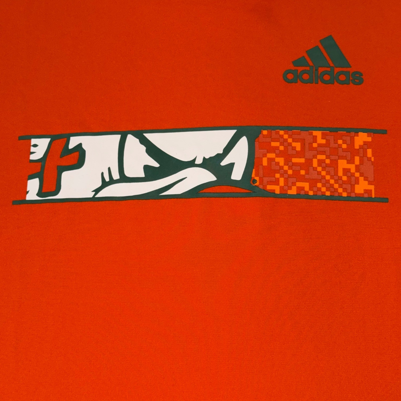 Adidas Creator Tee LADIES Medium Orange Graphic Performance Short Sleeve T-Shirt
