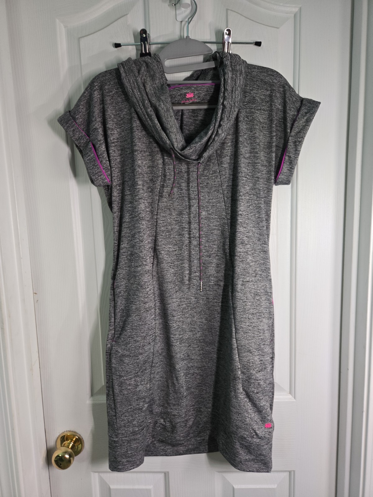 Pink Lotus Grey Short Sleeve Athletic Tunix With Cowl Collar And Pockets. Xs