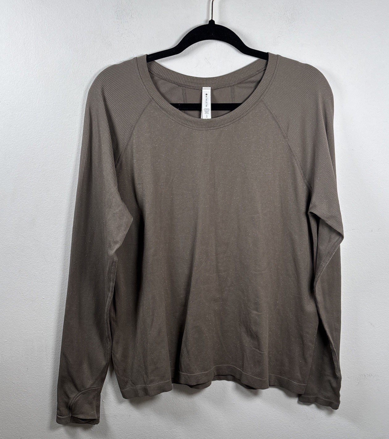 Athleta Women’s XL Ribbed Thumbhole Long Sleeve Performance Top Taupe Stretch