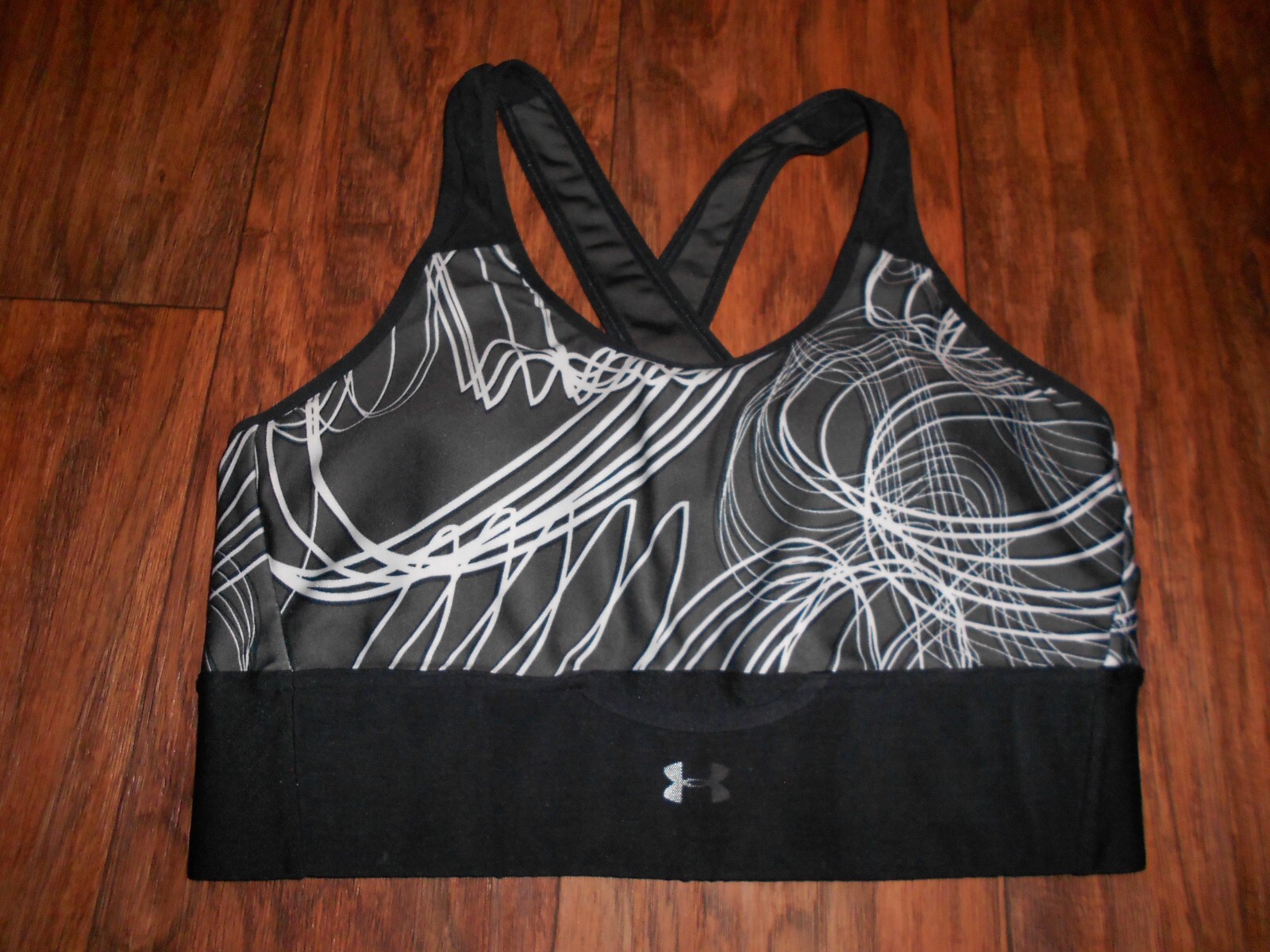 Under Armour womens sports bra size L large Compression athletic MINT cond