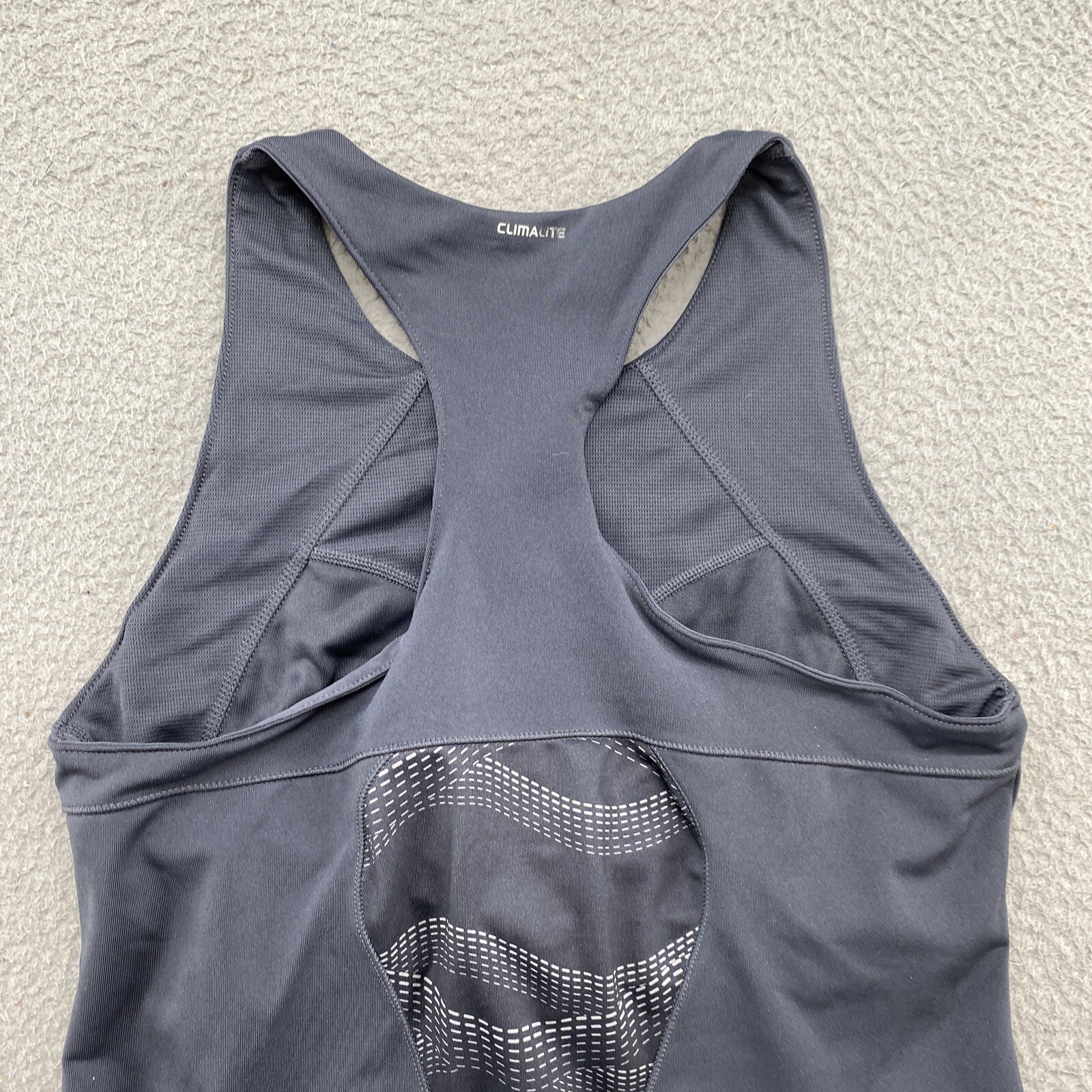 Adidas CLIMA365 Gray Athletic Stretch Tank Top Workout in Women’s Size Large