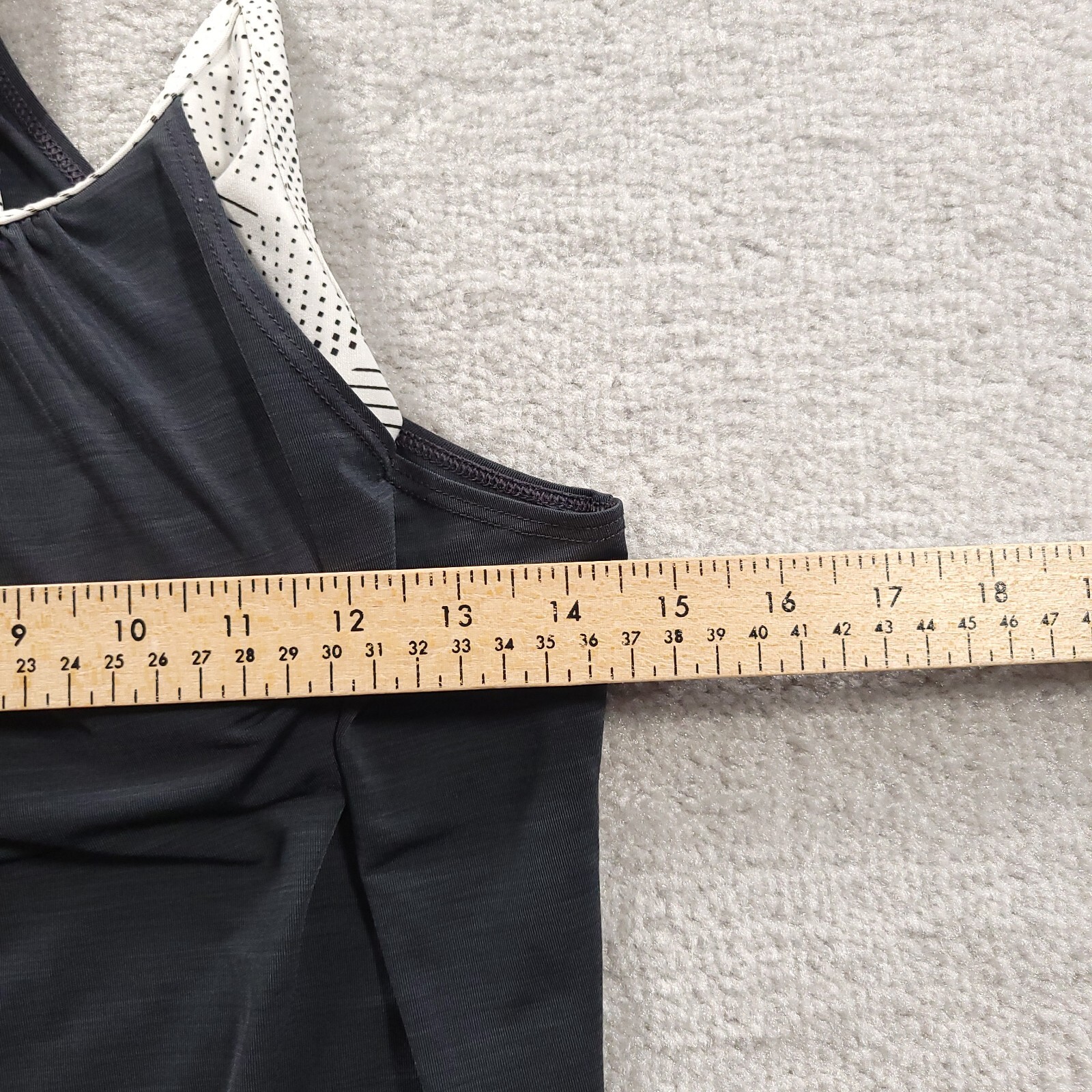 Old Navy Active “Loose Ample” Racerback Sport Bra Tank Top Shirt Gray Womens XS
