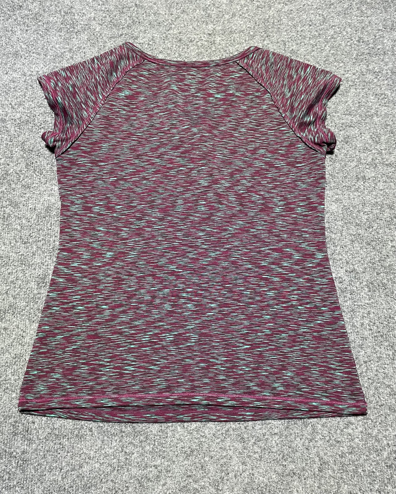 REI Women’s Activewear Top Size M Burgundy Teal Heathered V-Neck Button Raglan