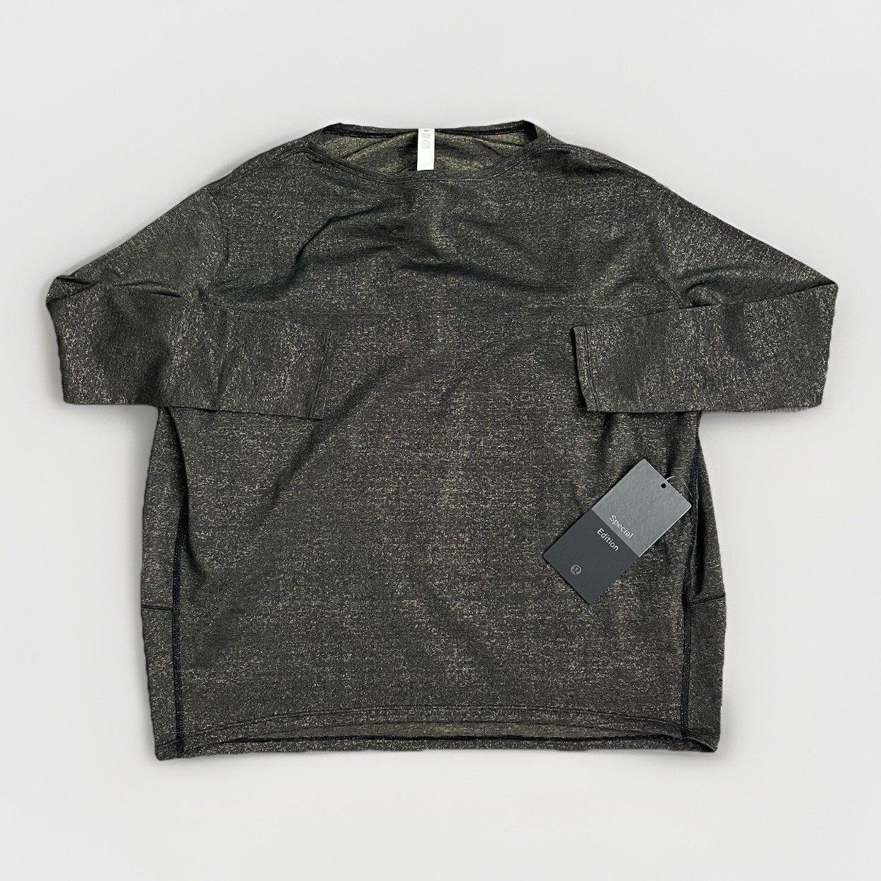 Lululemon Back in Action Long Sleeve Athletic Sporty Shirt Sparkle Black Gold 4